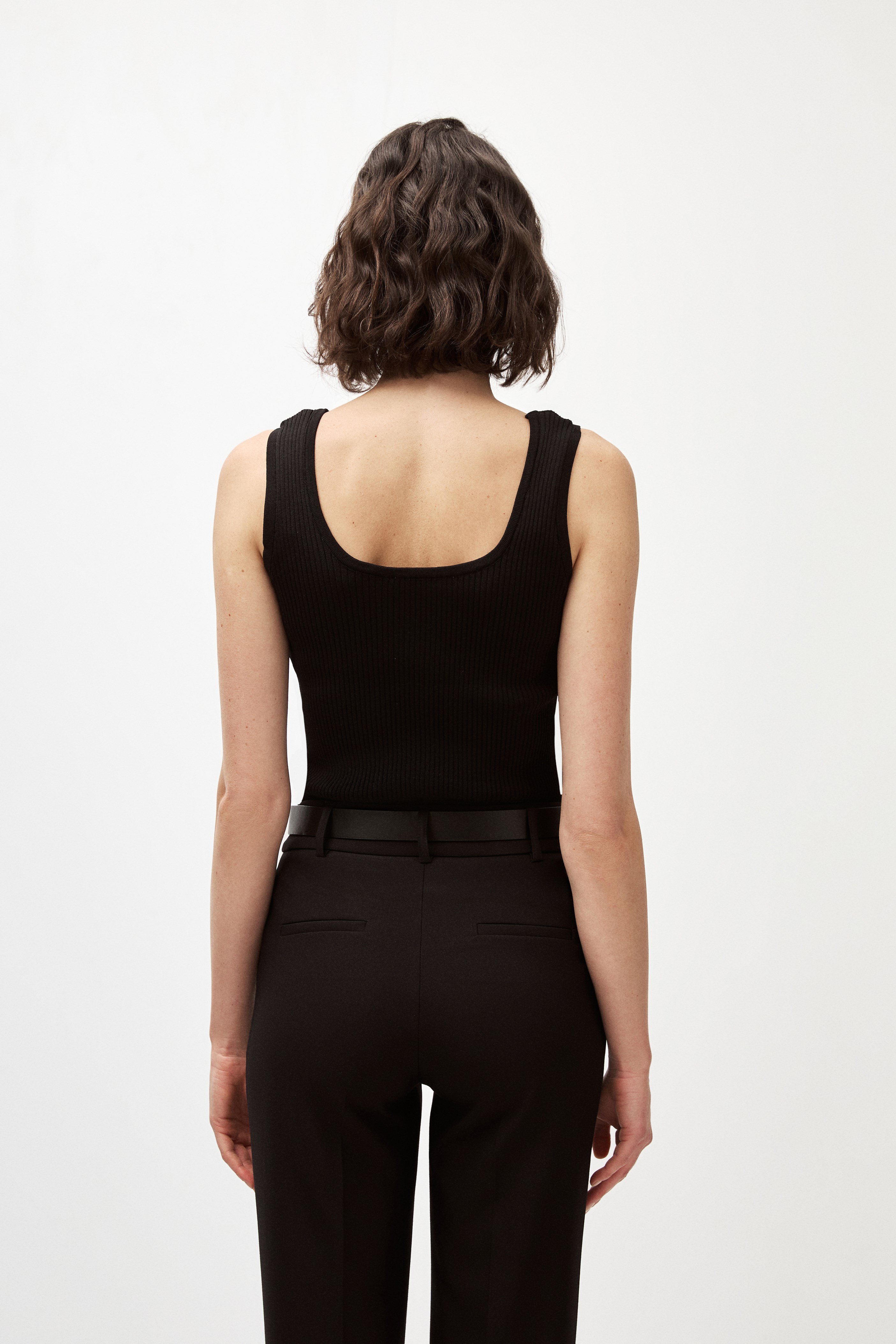4357-0205 KNITWEAR