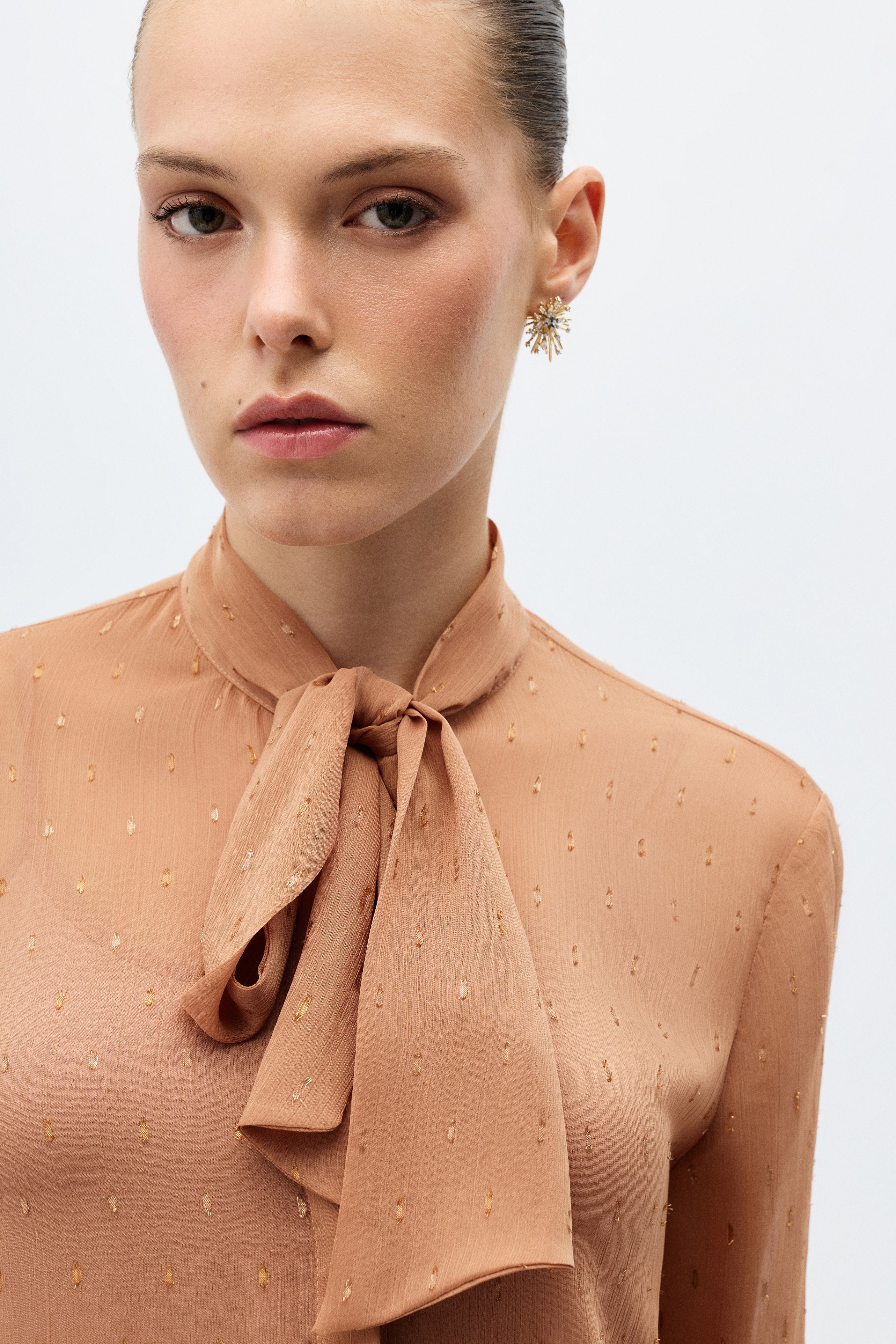 4436-0329 BLOUSE