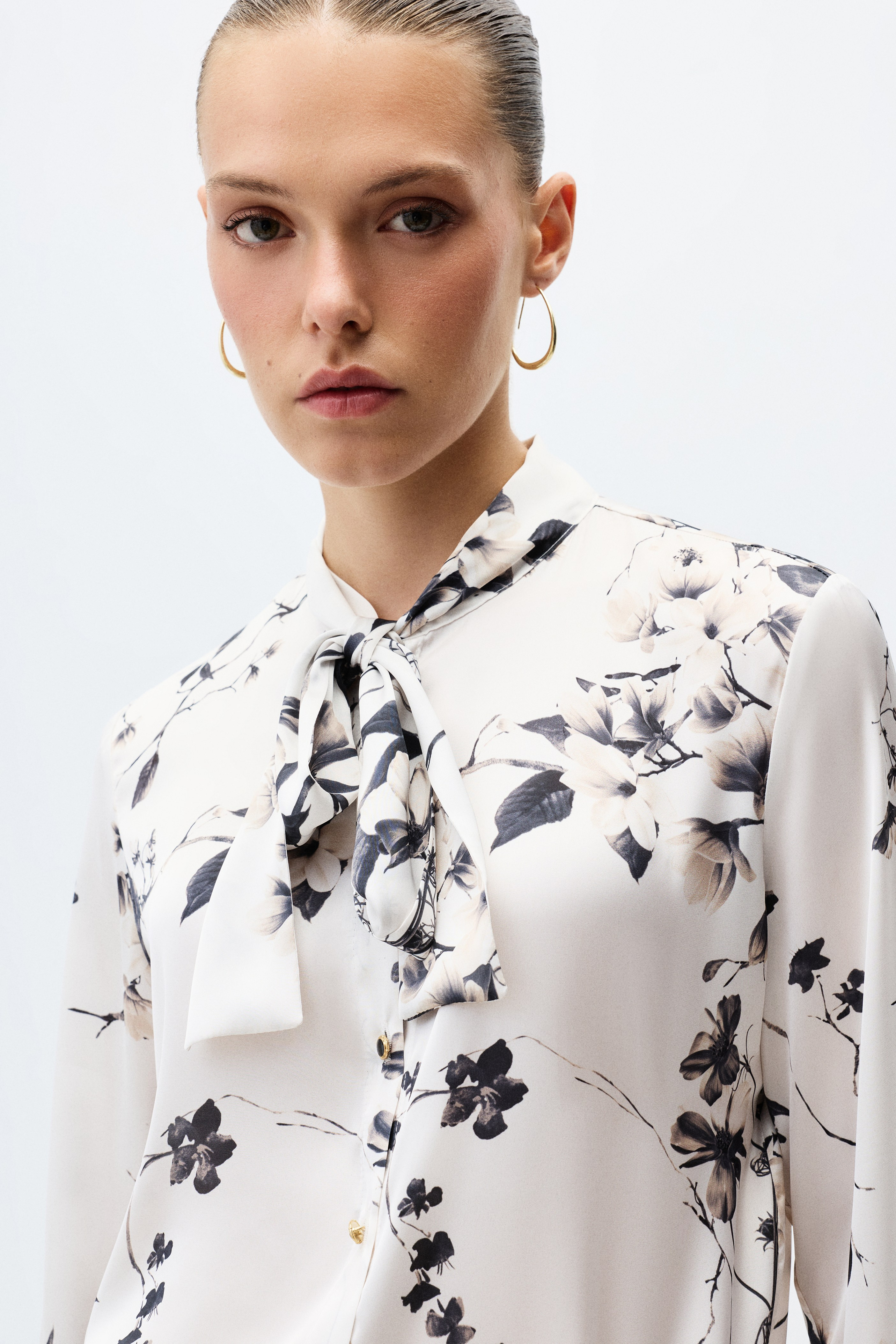 4437-0301 BLOUSE