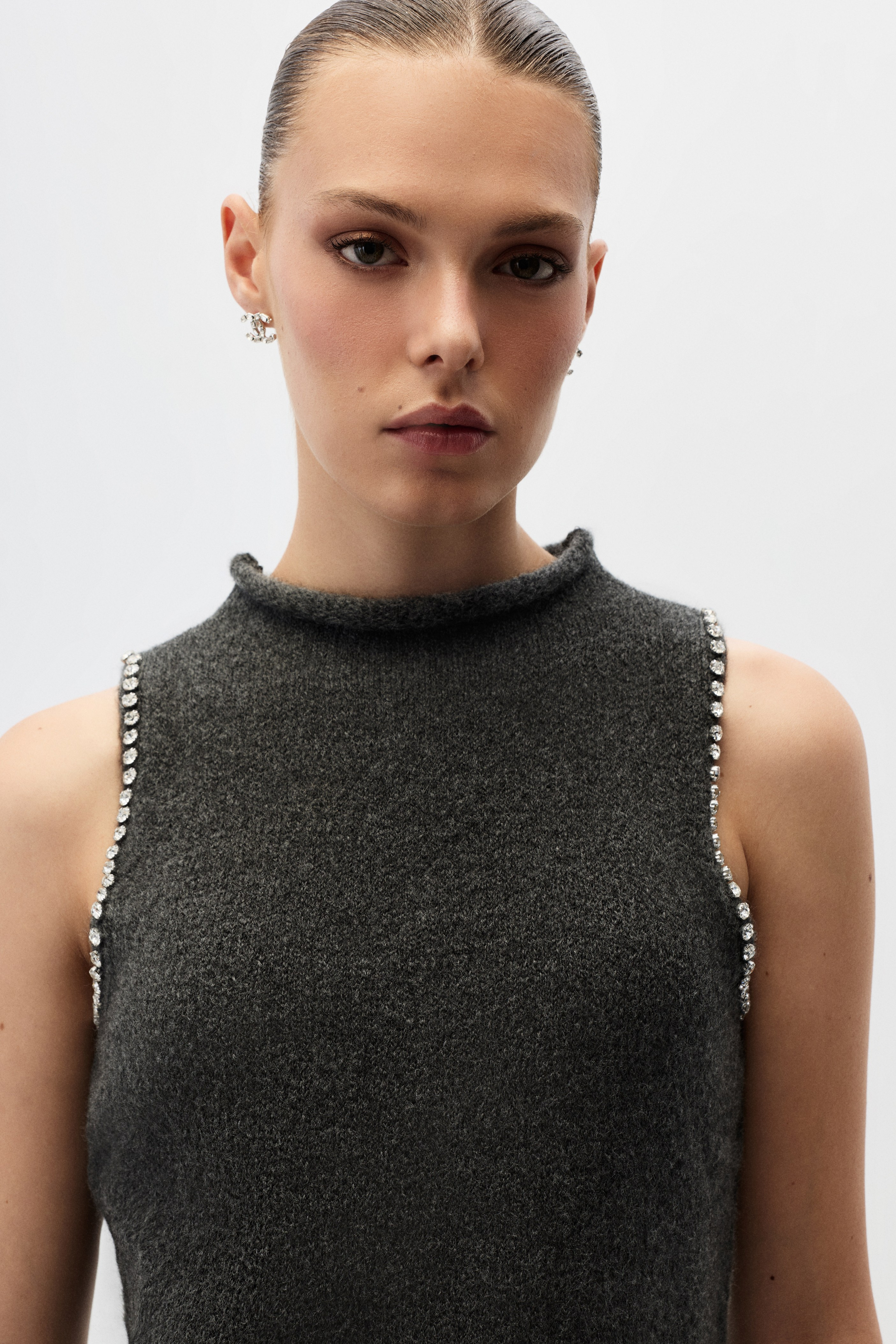 4439-0307 KNITWEAR