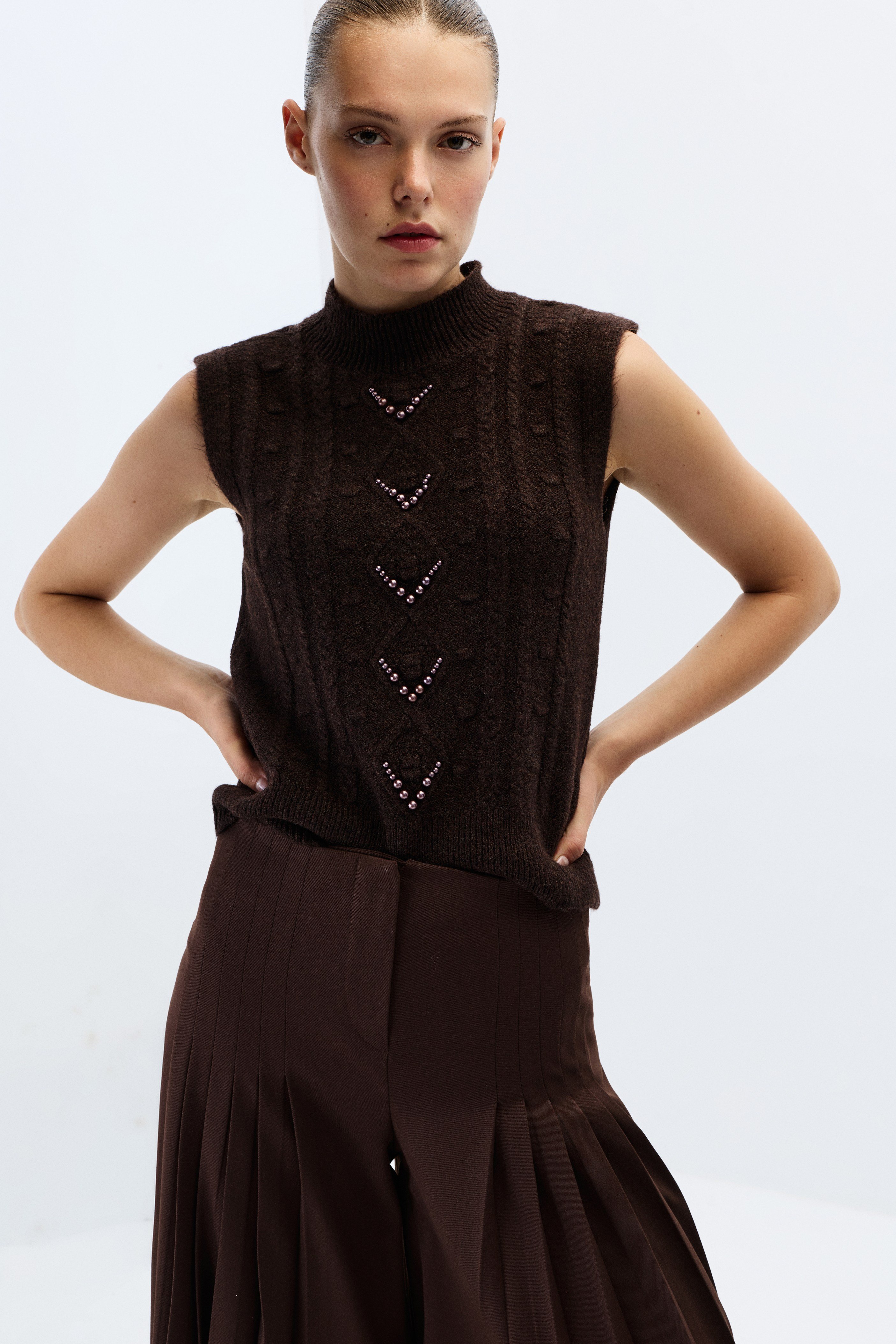 4440-0307 KNITWEAR