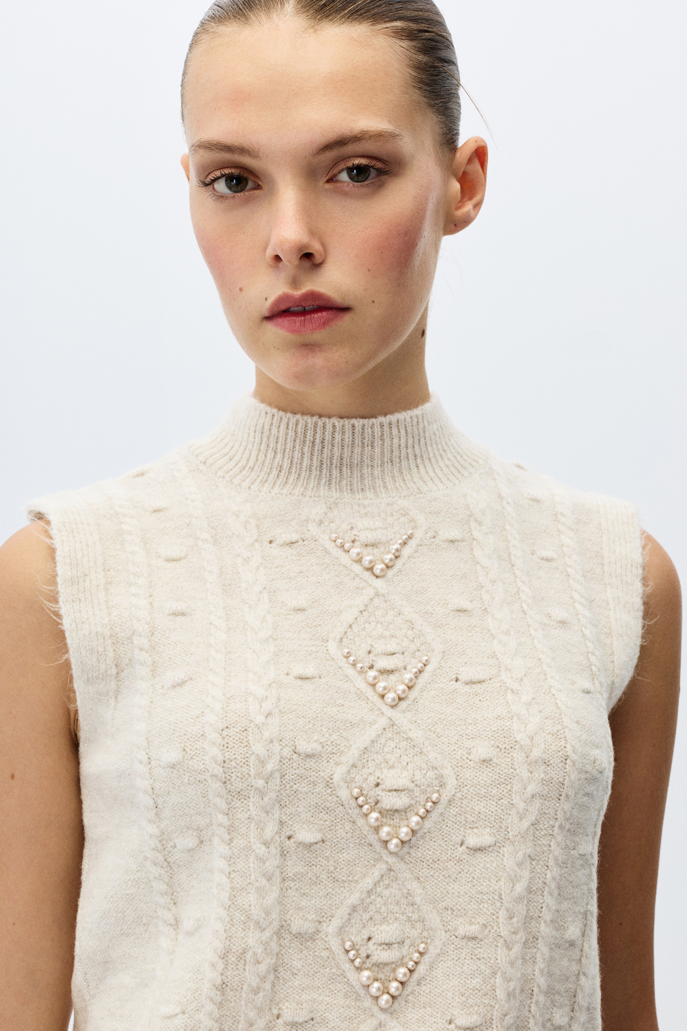 4440-0307 KNITWEAR