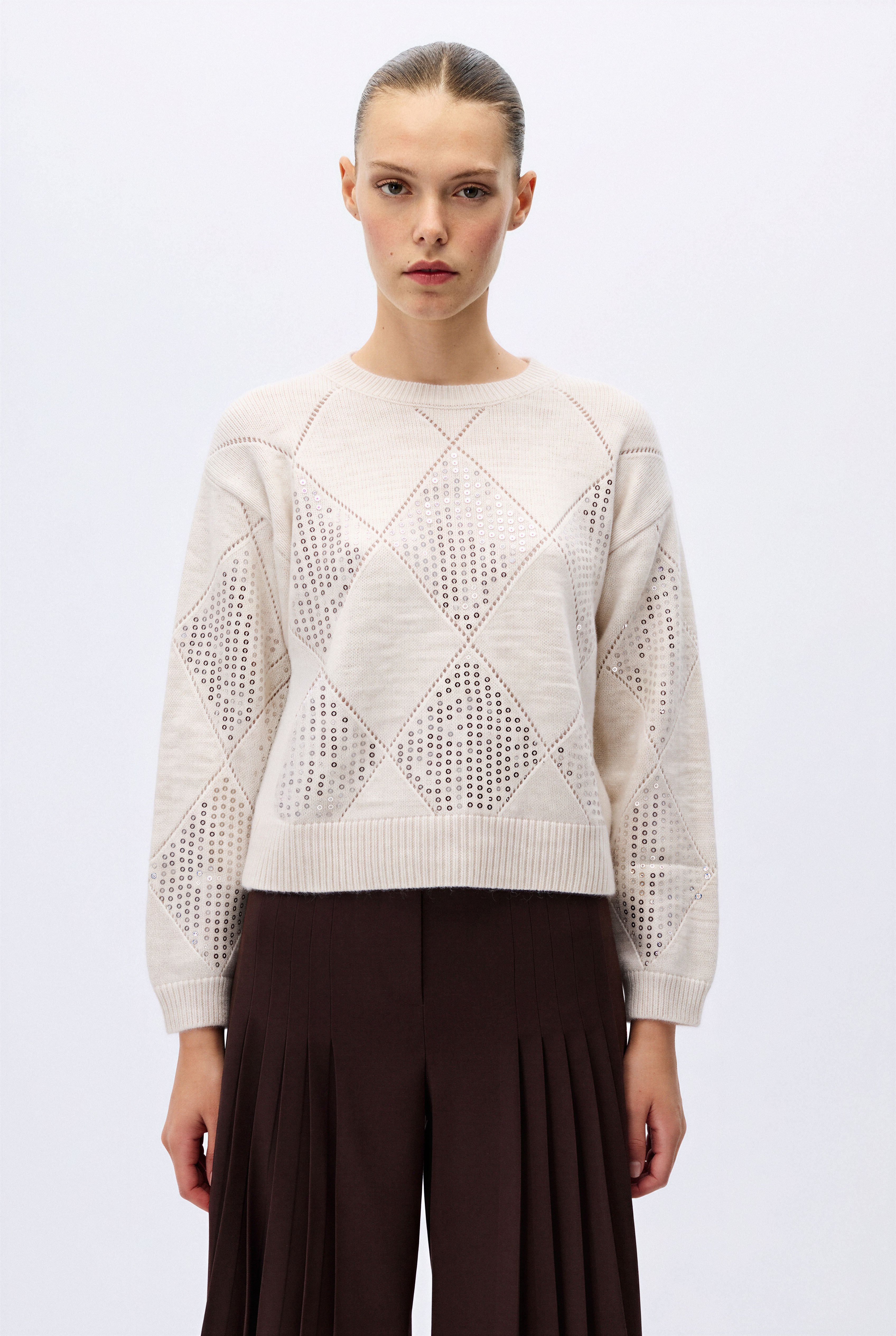 4446-0310 KNITWEAR