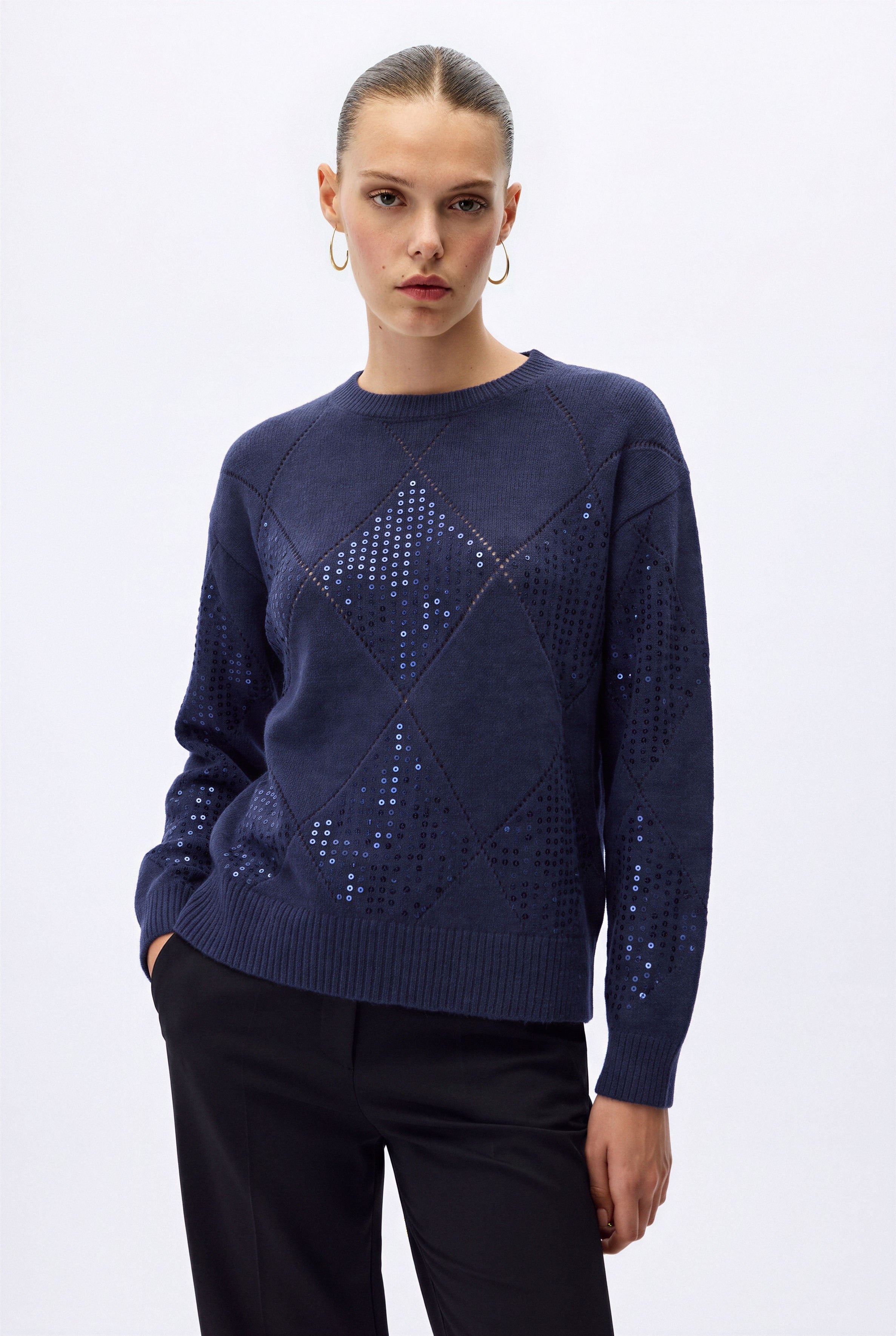 4446-0310 KNITWEAR