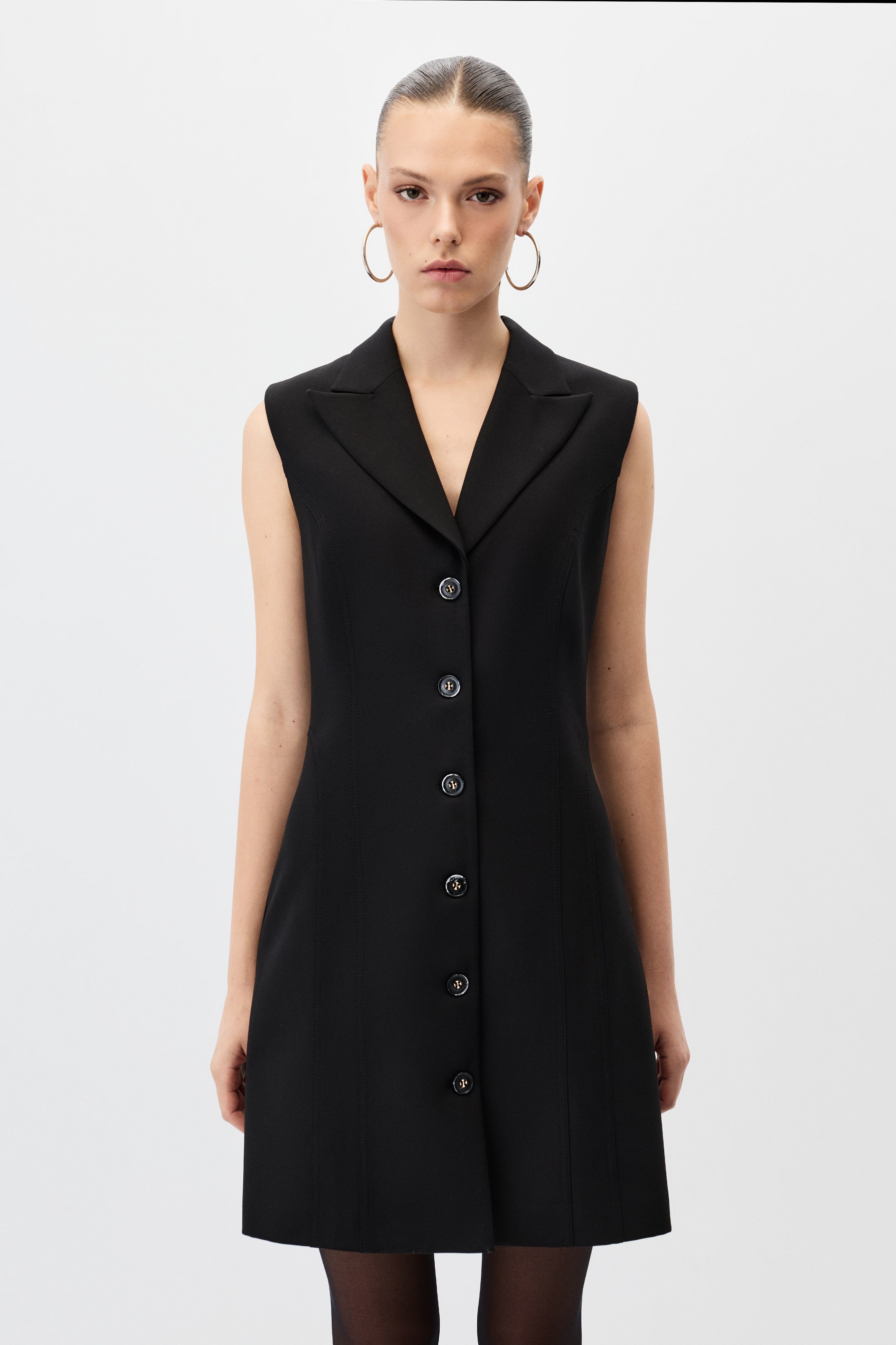 6600-0132 DRESS