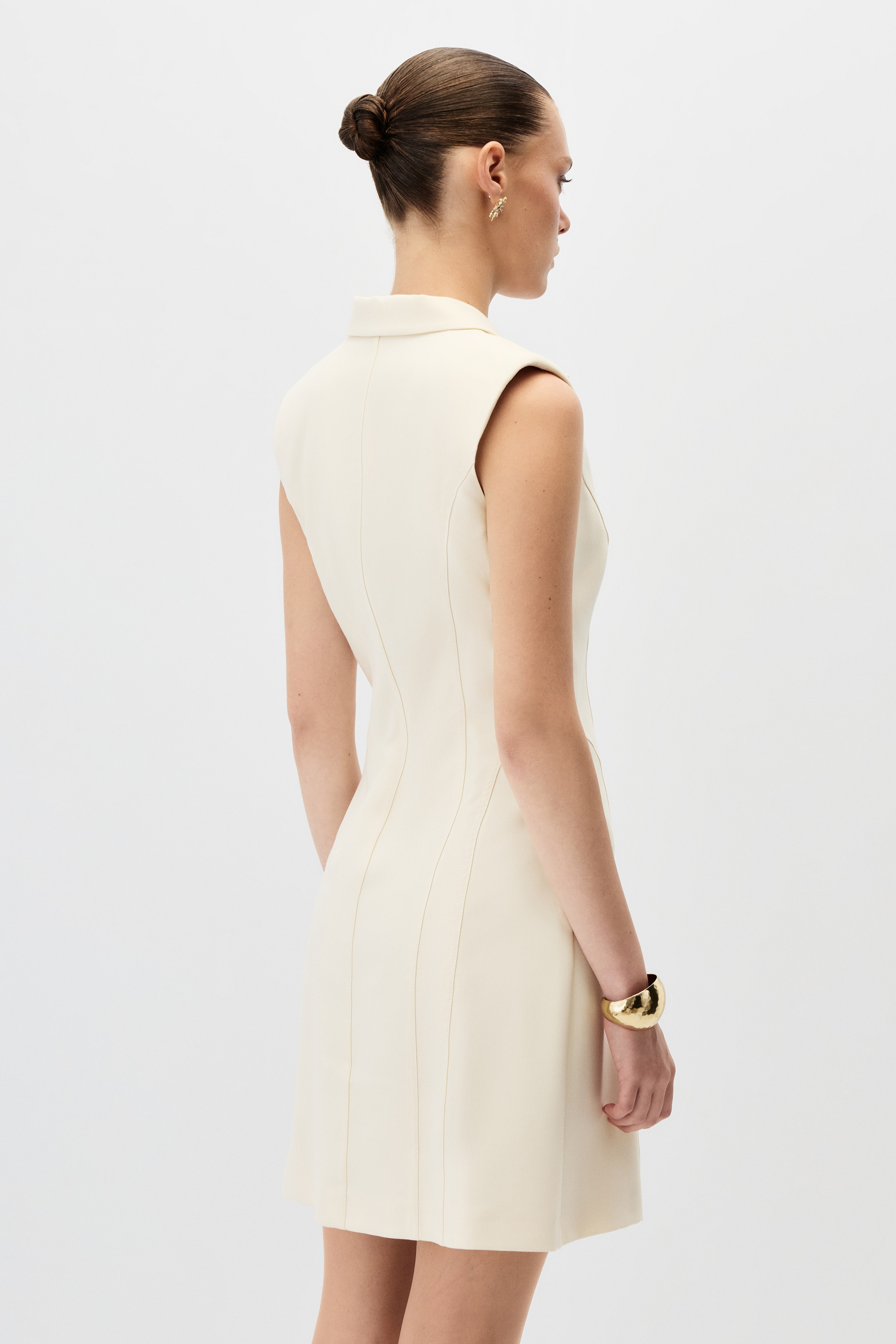 6600-0132 DRESS