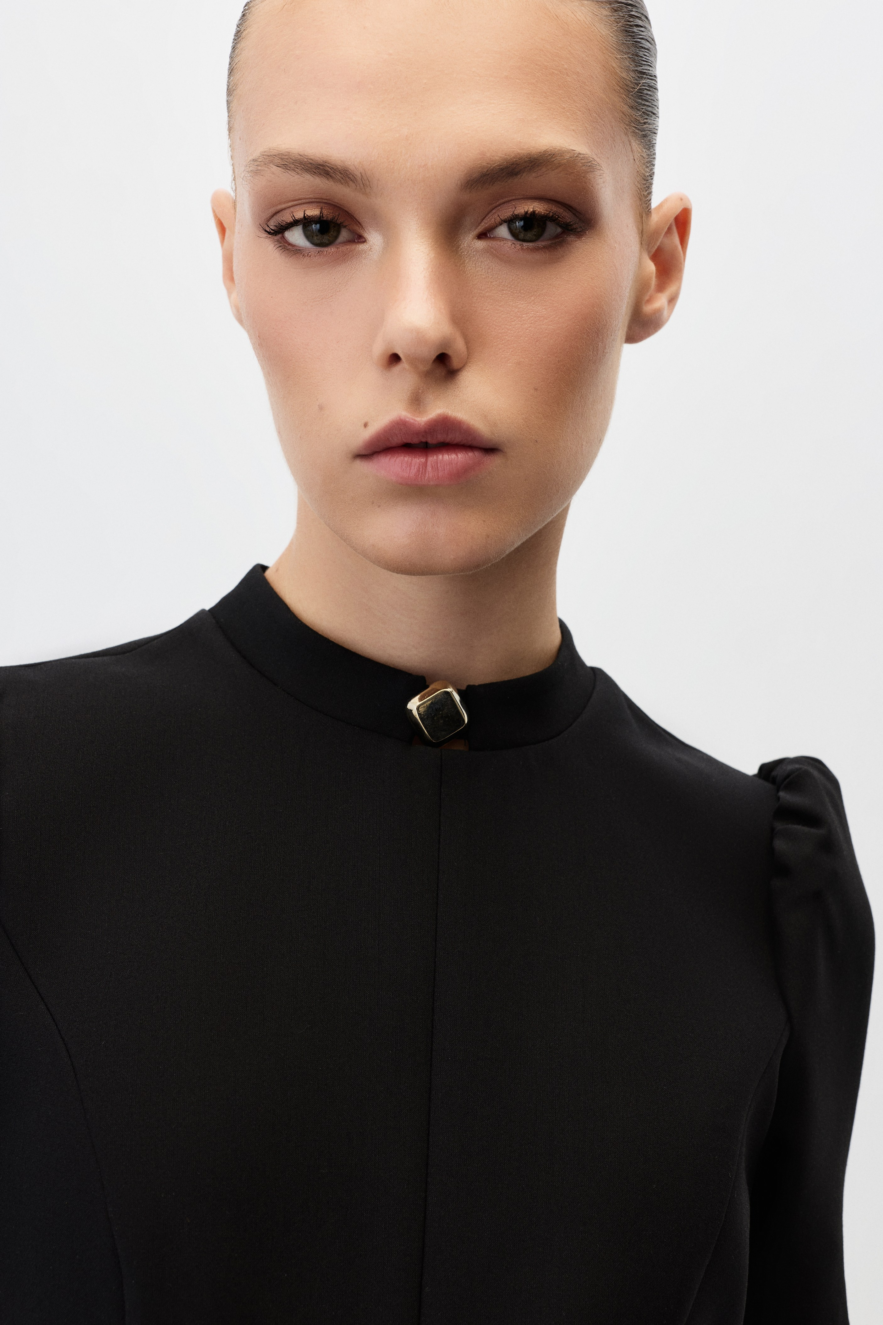 6610-0132 DRESS