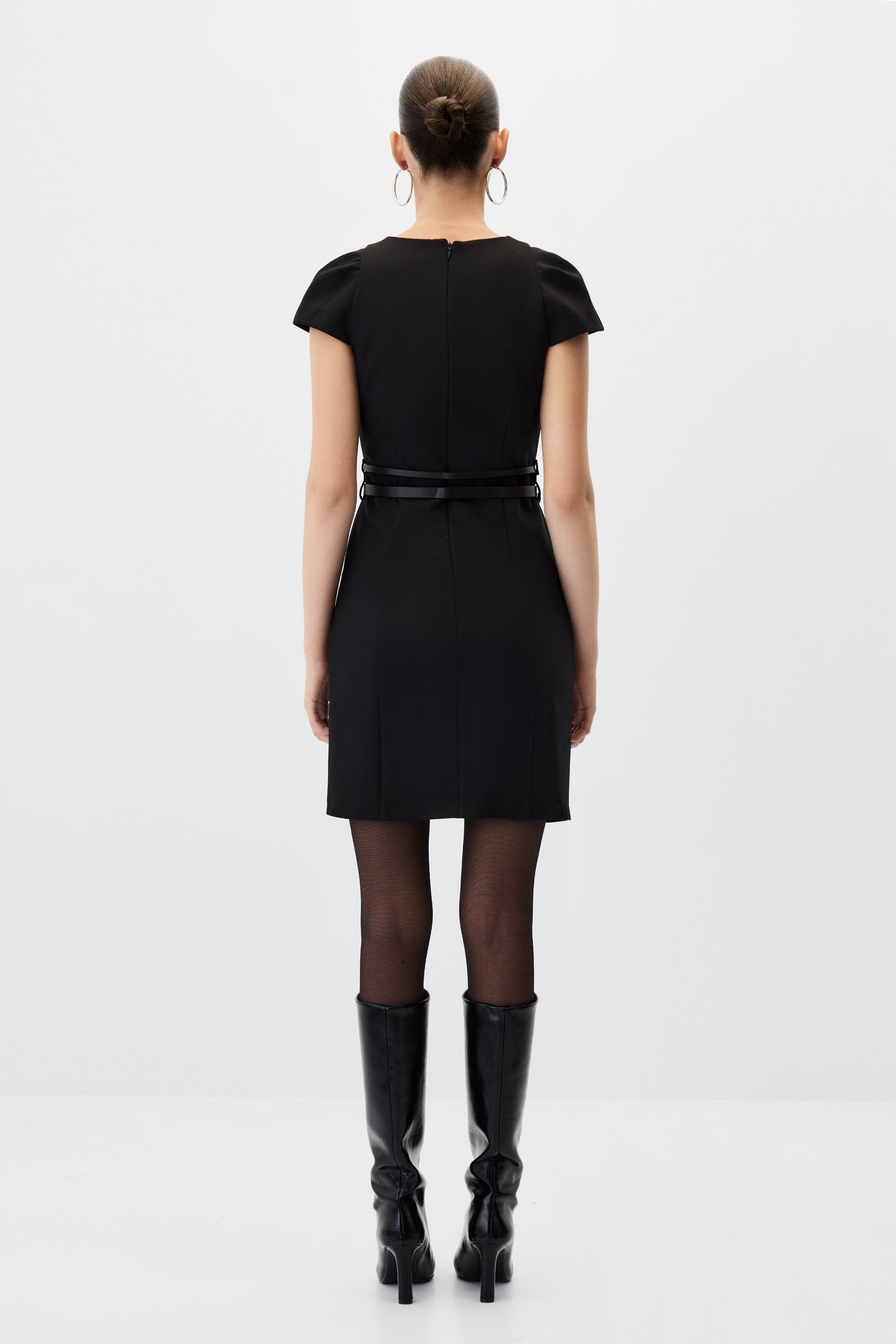 6615-0132 DRESS
