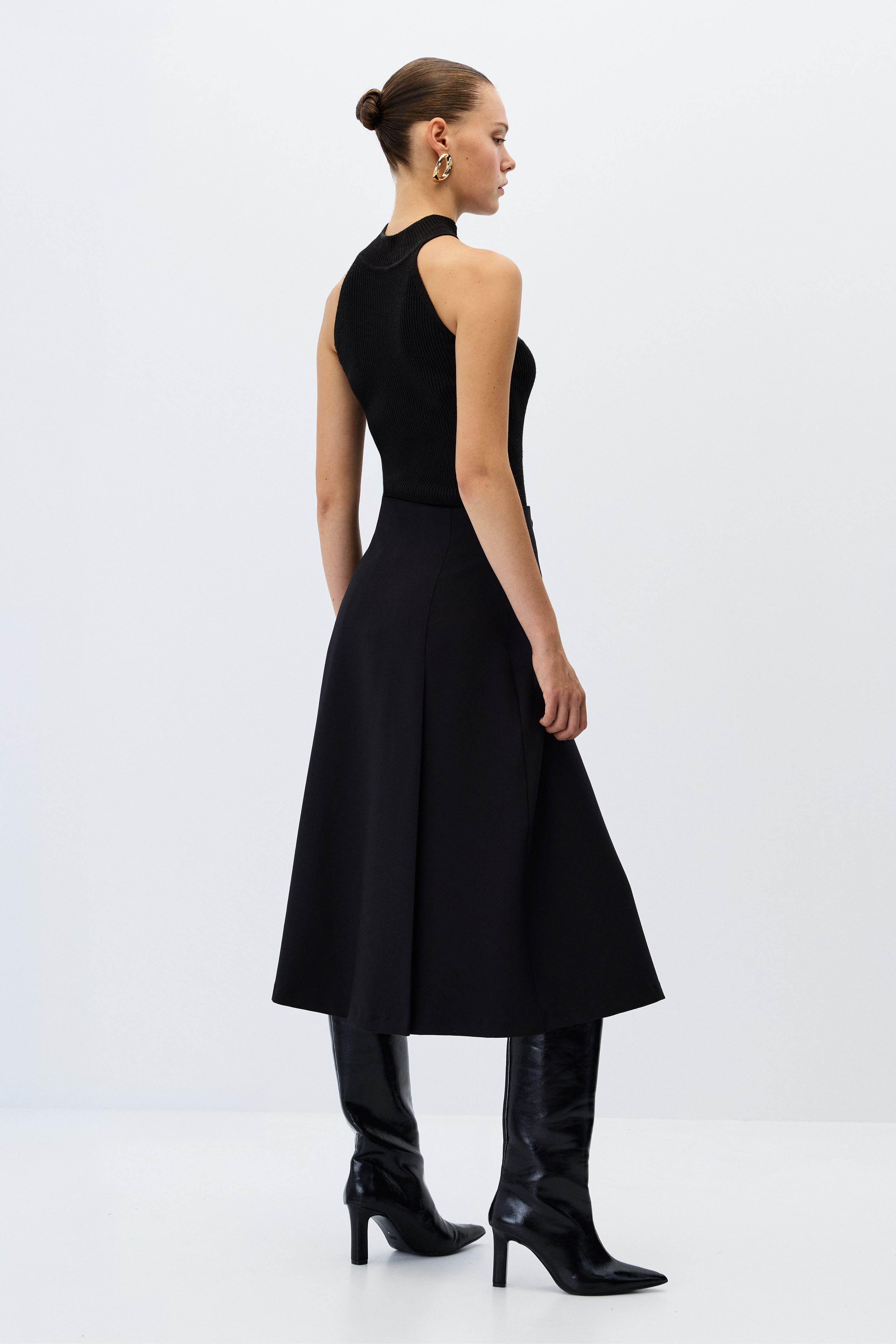9299-0132 SKIRT