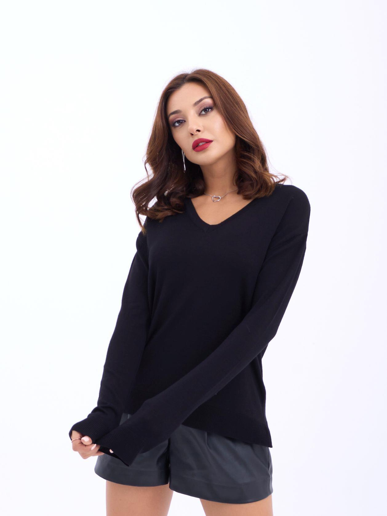 4202 TRİKO V YAKA BASİC SALAŞ-SİYAH