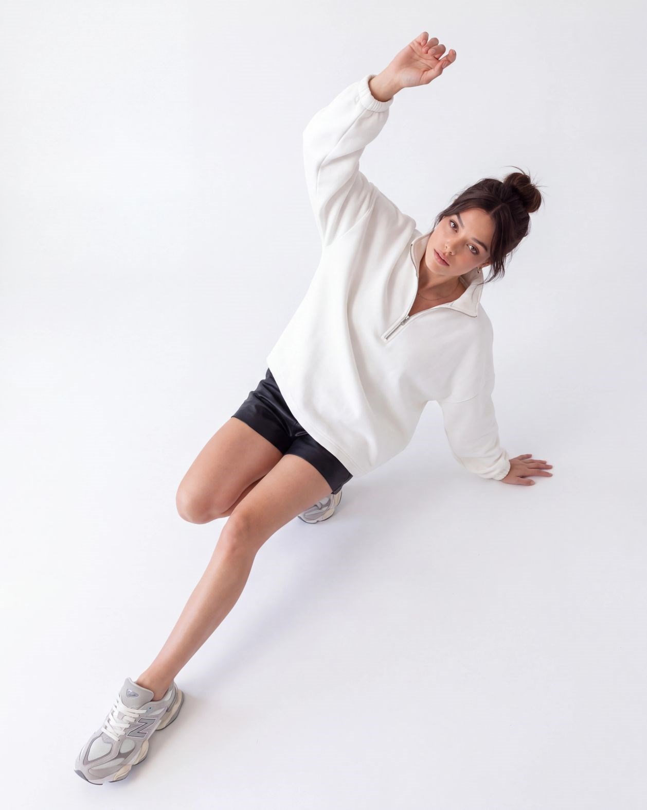 4987 SWEAT-EKRU
