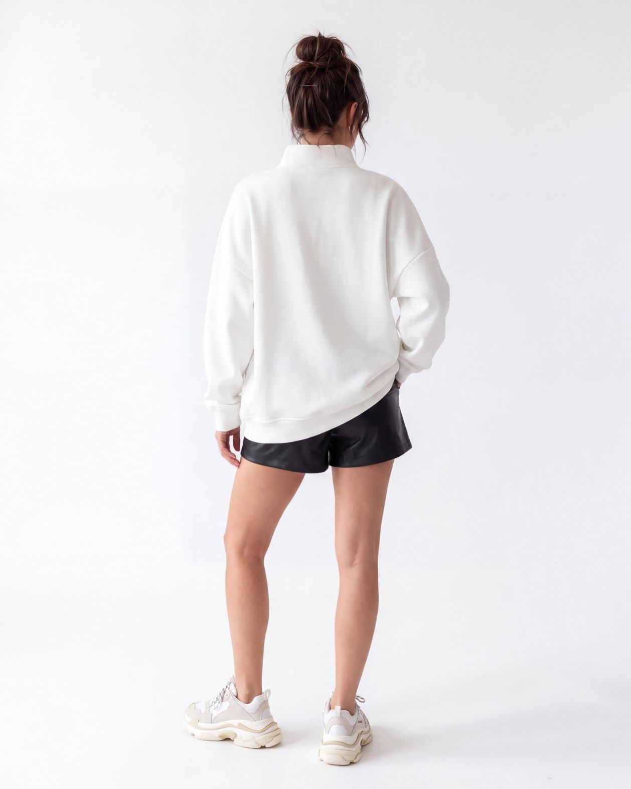 7526 SWEAT-EKRU