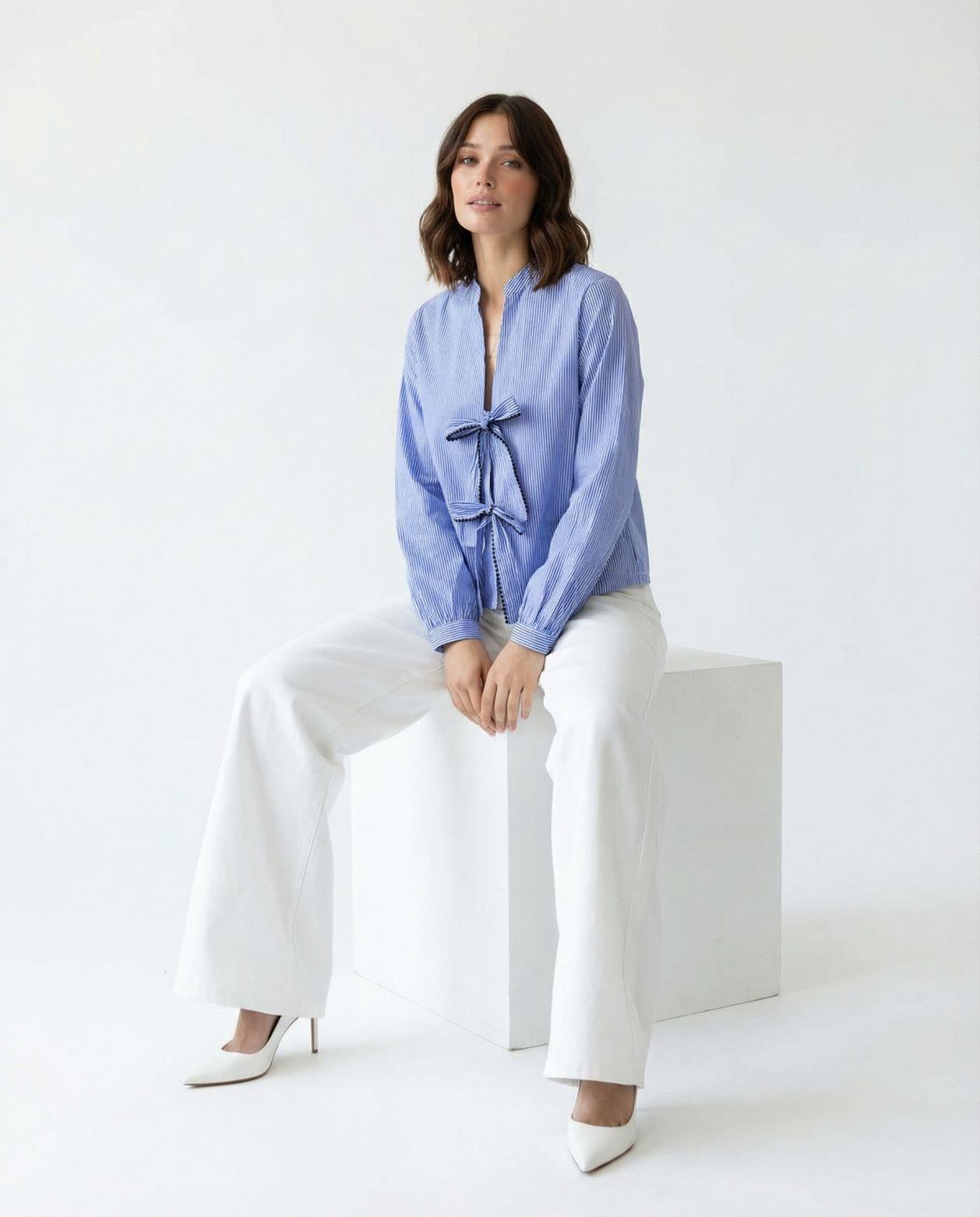 7560 GÖMLEK-MAVİ BEYAZ ÇİZGİLİ