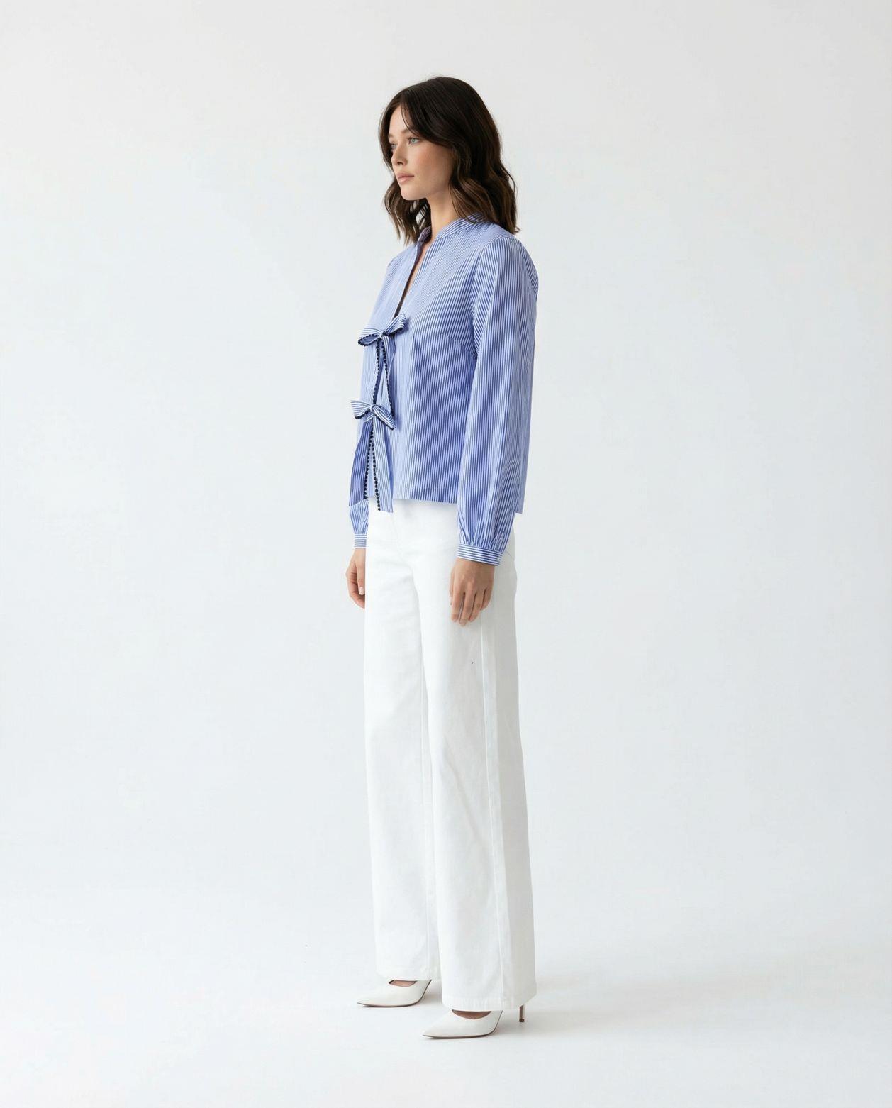 7560 GÖMLEK-MAVİ BEYAZ ÇİZGİLİ