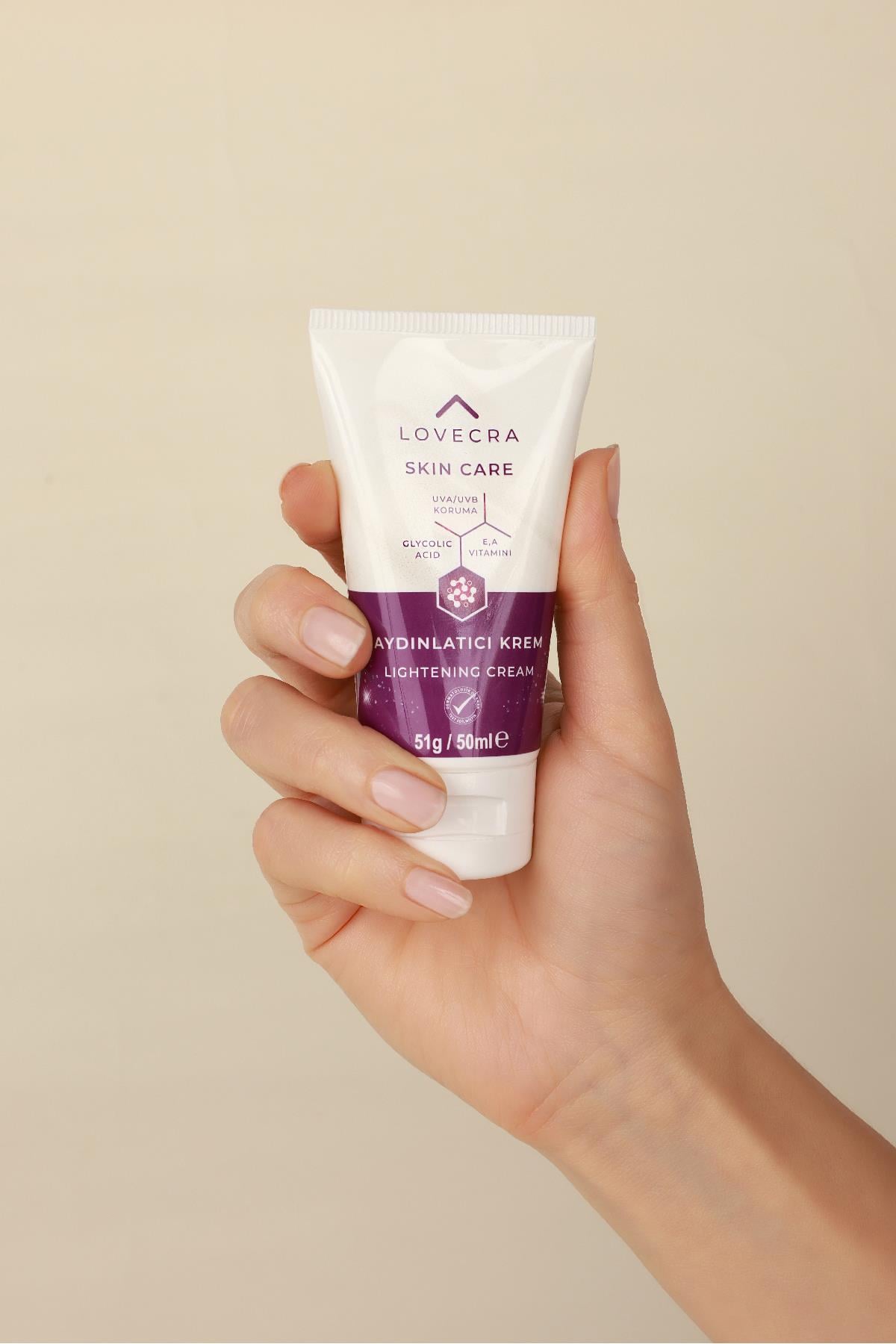 Aydınlatıcı Krem Glycolic Asit E & A Vitamini Aydınlatıcı Beyazlatıcı UVA / UVB Leke Karşıtı 50ml