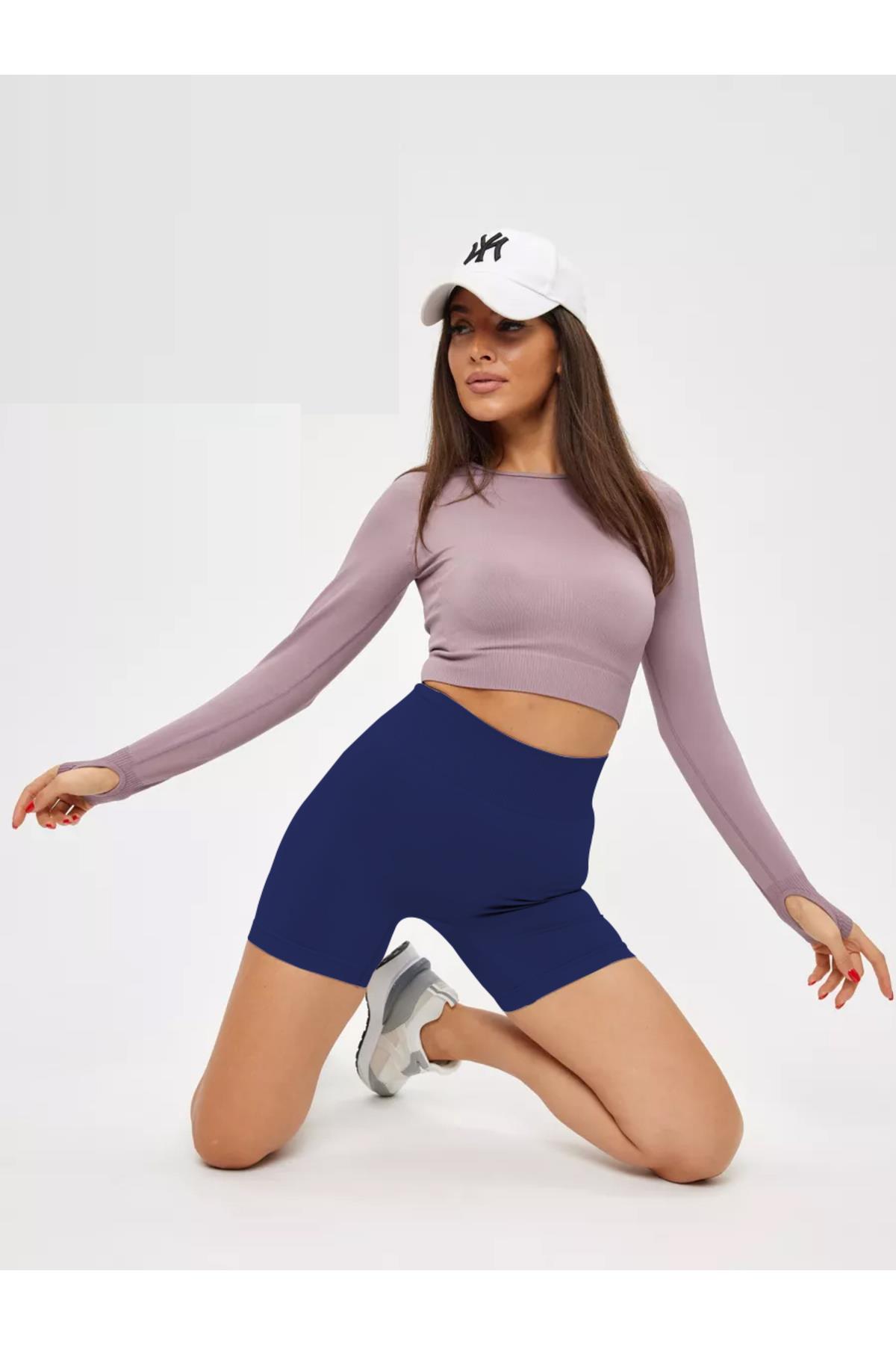 Jerovin Model Seamless Toparlayıcı Biker Push Up Etkili Kısa Şort Lacivert Renk