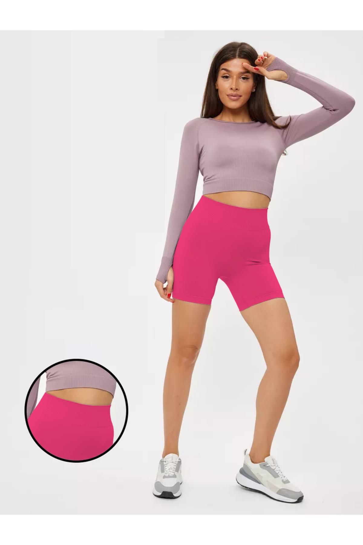 Jerovin Model Seamless Toparlayıcı Biker Push Up Etkili Kısa Şort Pembe Renk