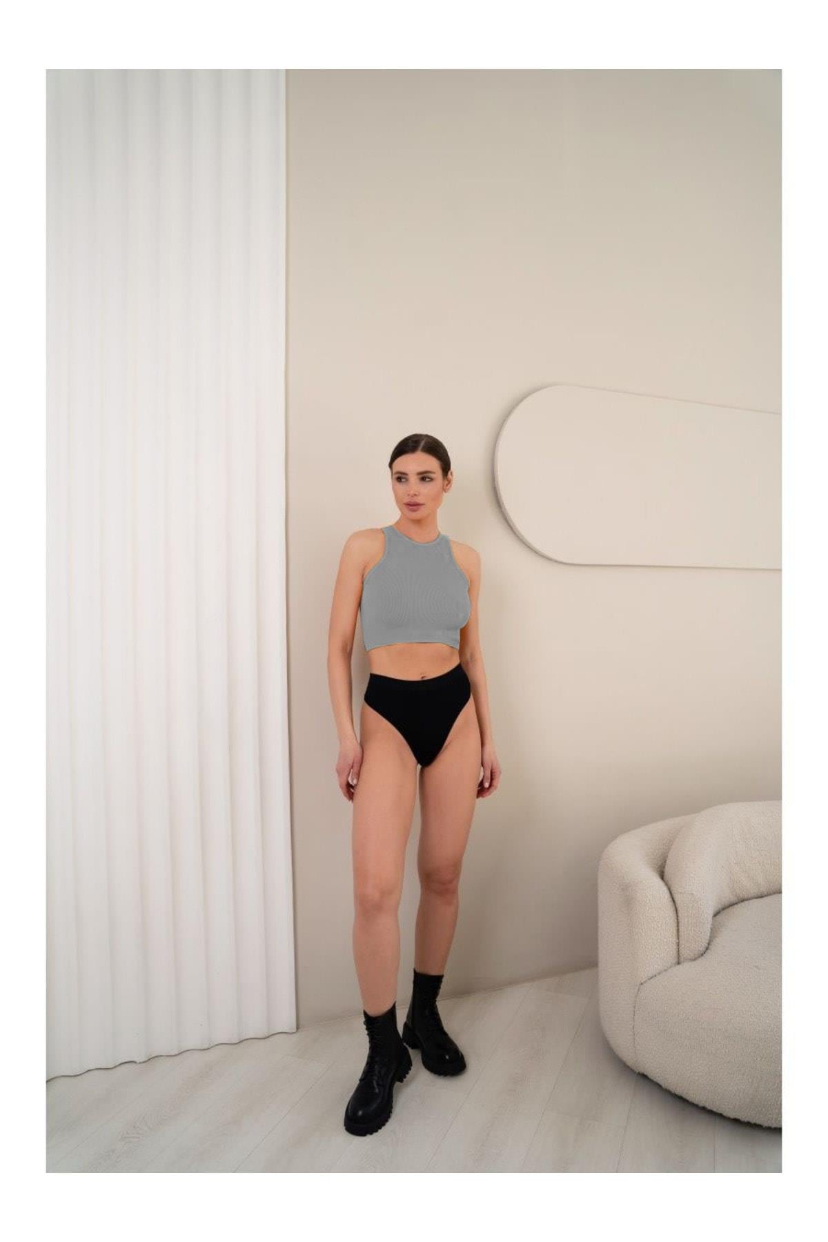 Murana Model Dikişsiz Toparlayıcı Büstiyer Crop Seamless Model Spor Crop Gri Renk