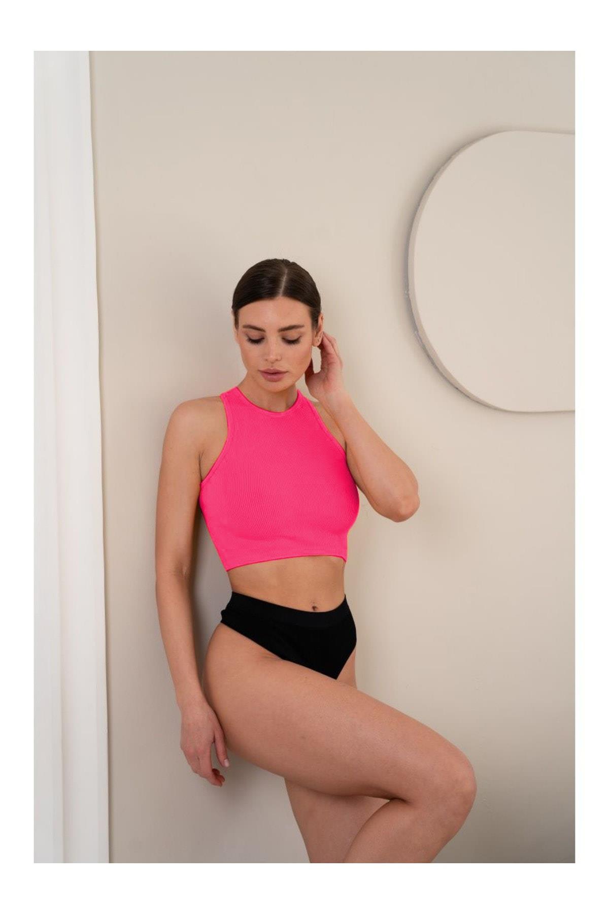 Murana Model Dikişsiz Toparlayıcı Büstiyer Crop Seamless Model Spor Crop Pembe Renk