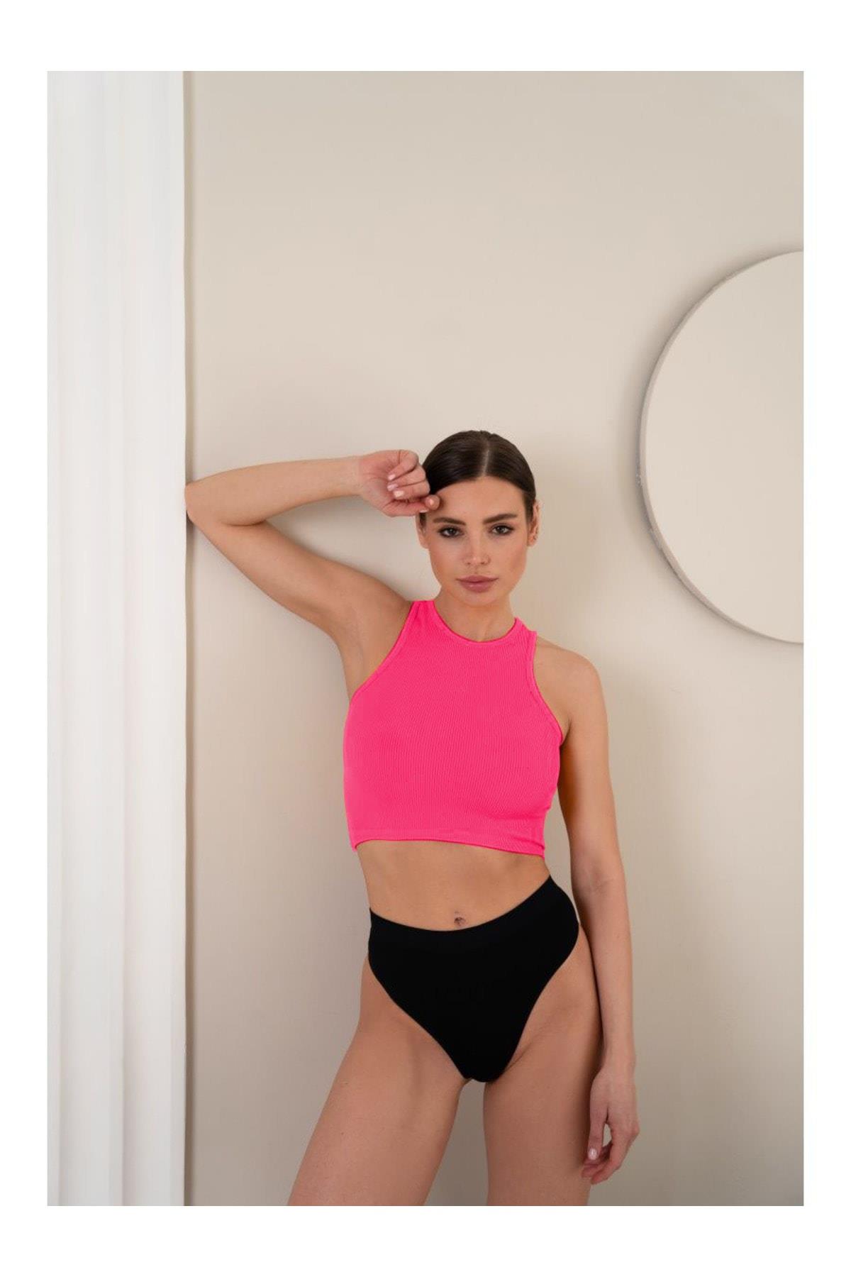 Murana Model Dikişsiz Toparlayıcı Büstiyer Crop Seamless Model Spor Crop Pembe Renk