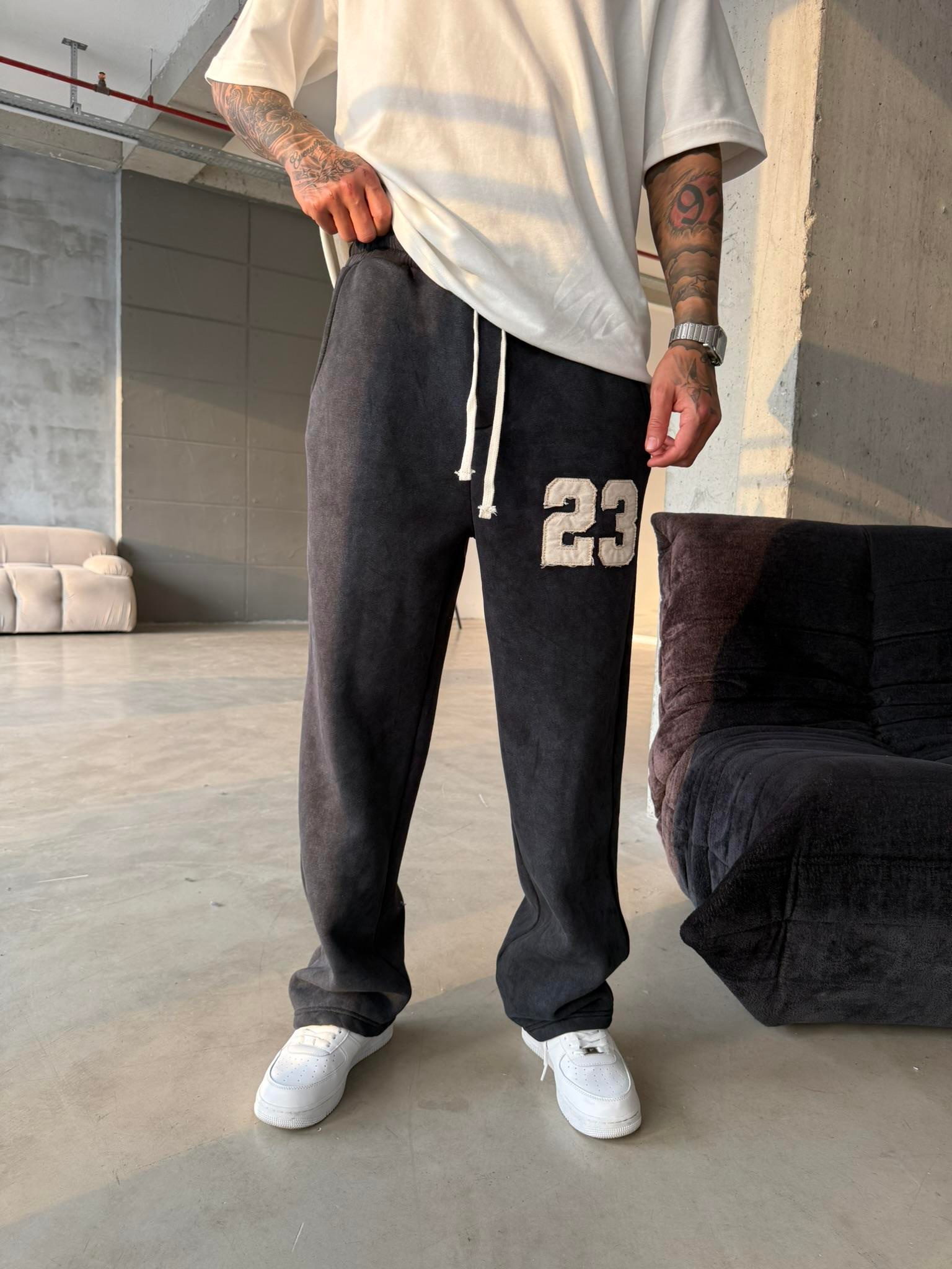 23 Patcht Yıkamalı Premium Eşofman - Siyah