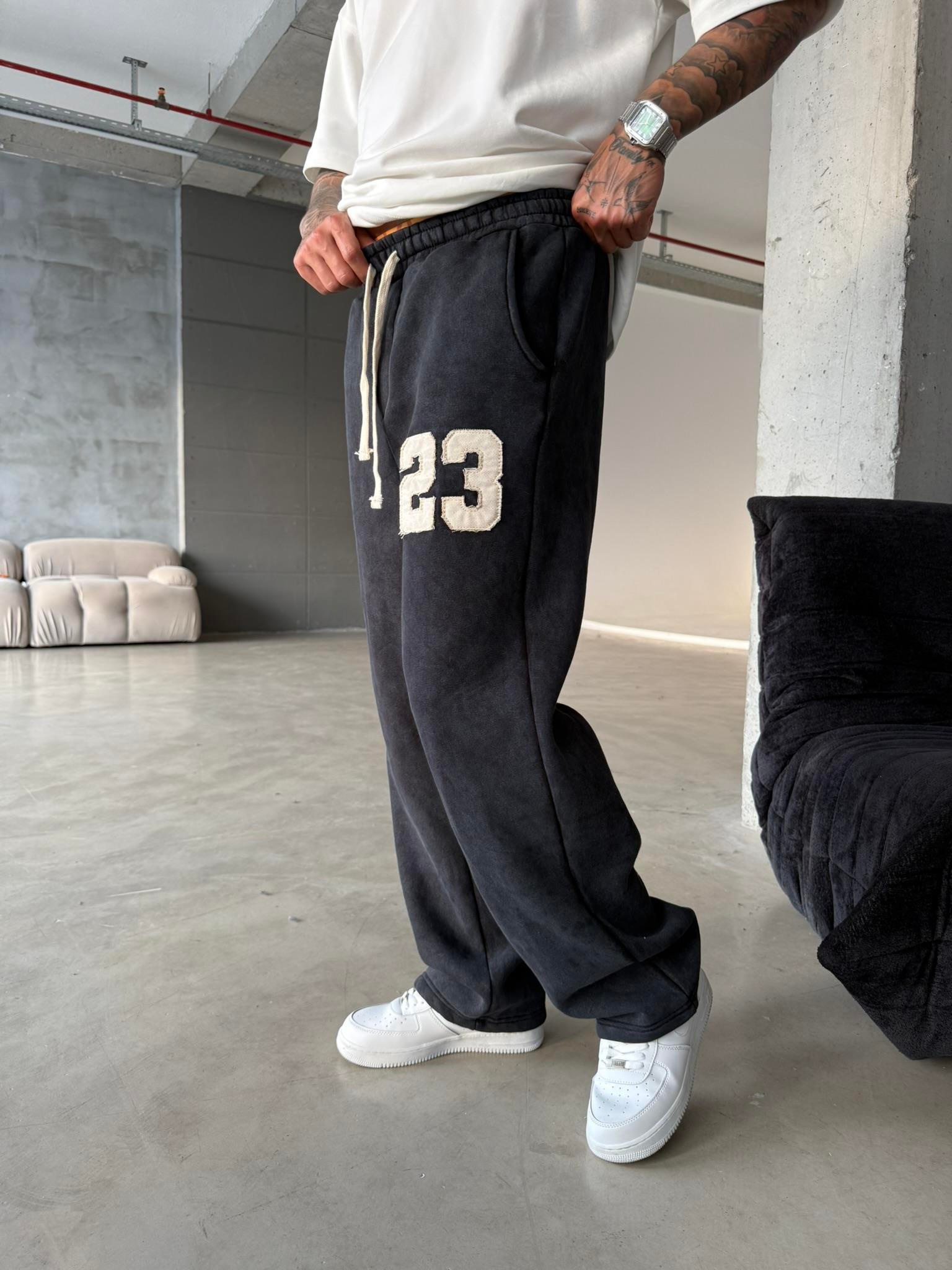 23 Patcht Yıkamalı Premium Eşofman - Siyah