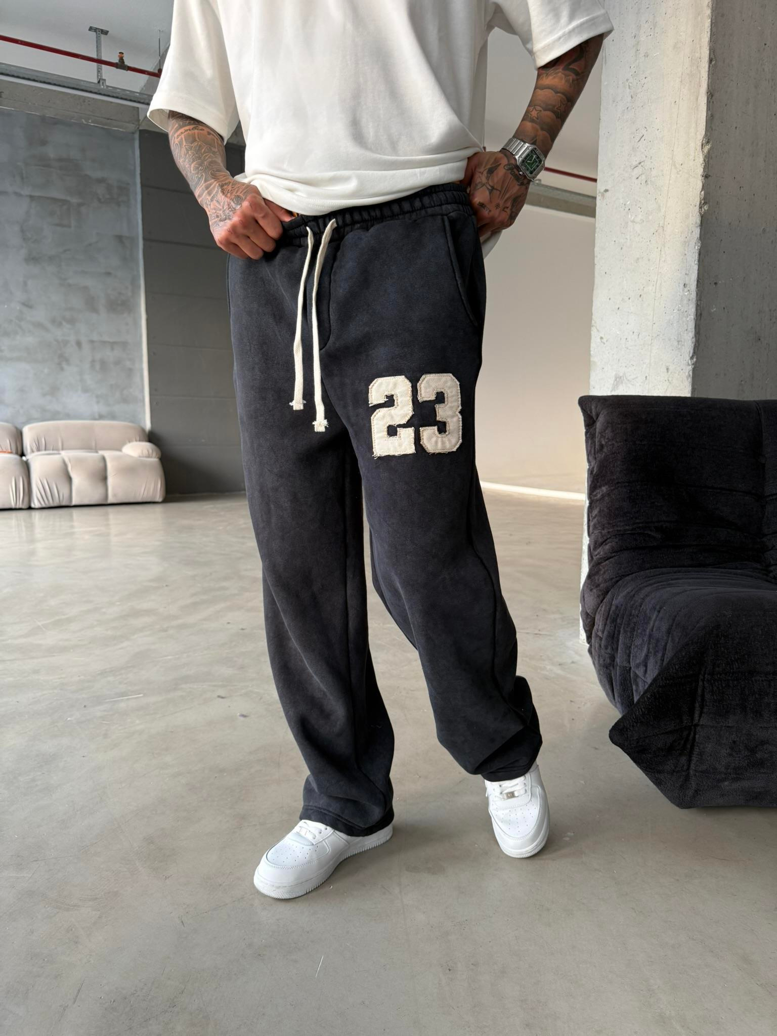 23 Patcht Yıkamalı Premium Eşofman - Siyah