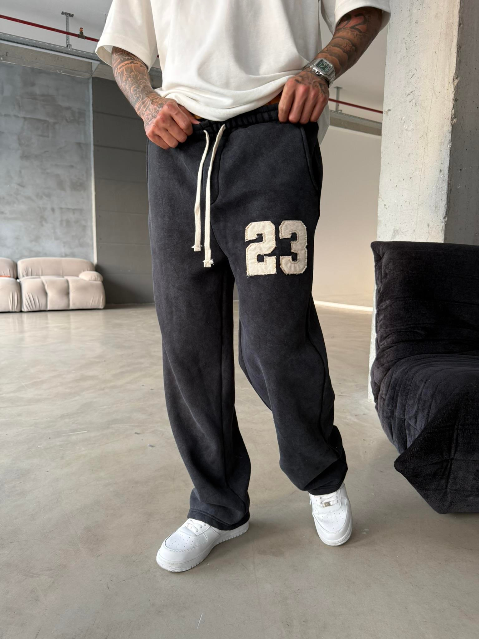 23 Patcht Yıkamalı Premium Eşofman - Siyah