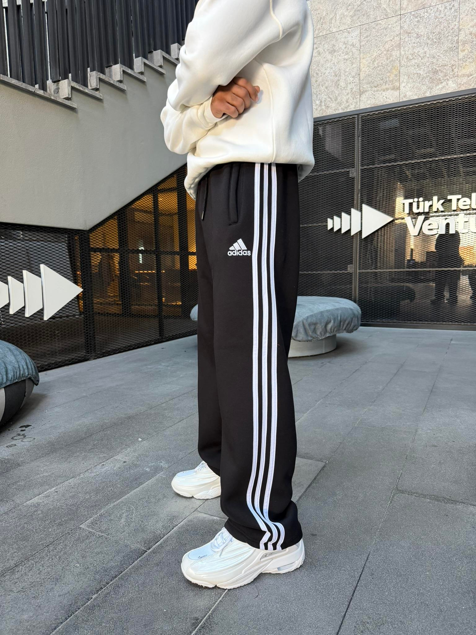 3 İlik Premium Üç Şeritli Baggy Eşofman - Siyah