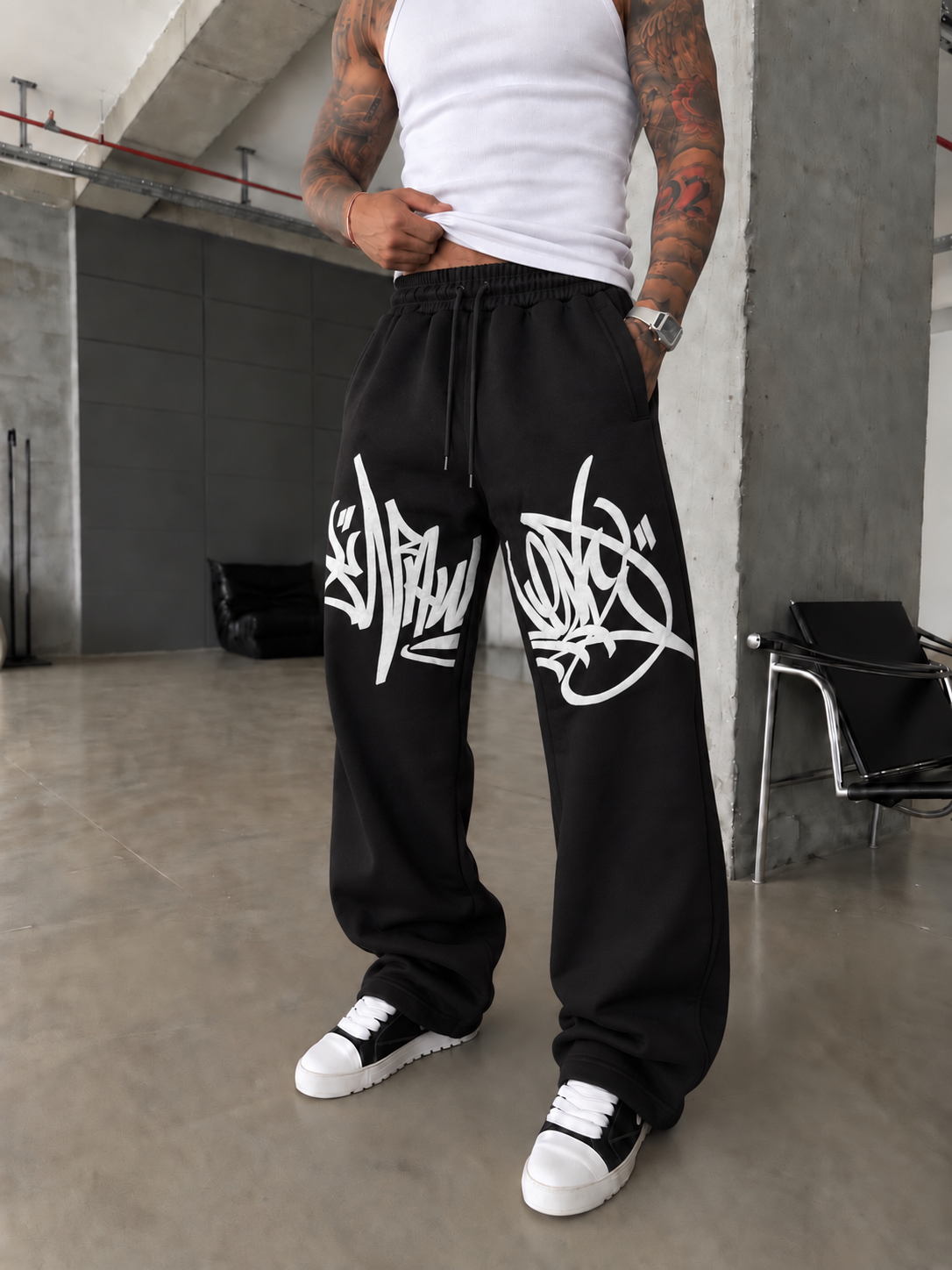 362 Graffiti Print Baggy Eşofman 