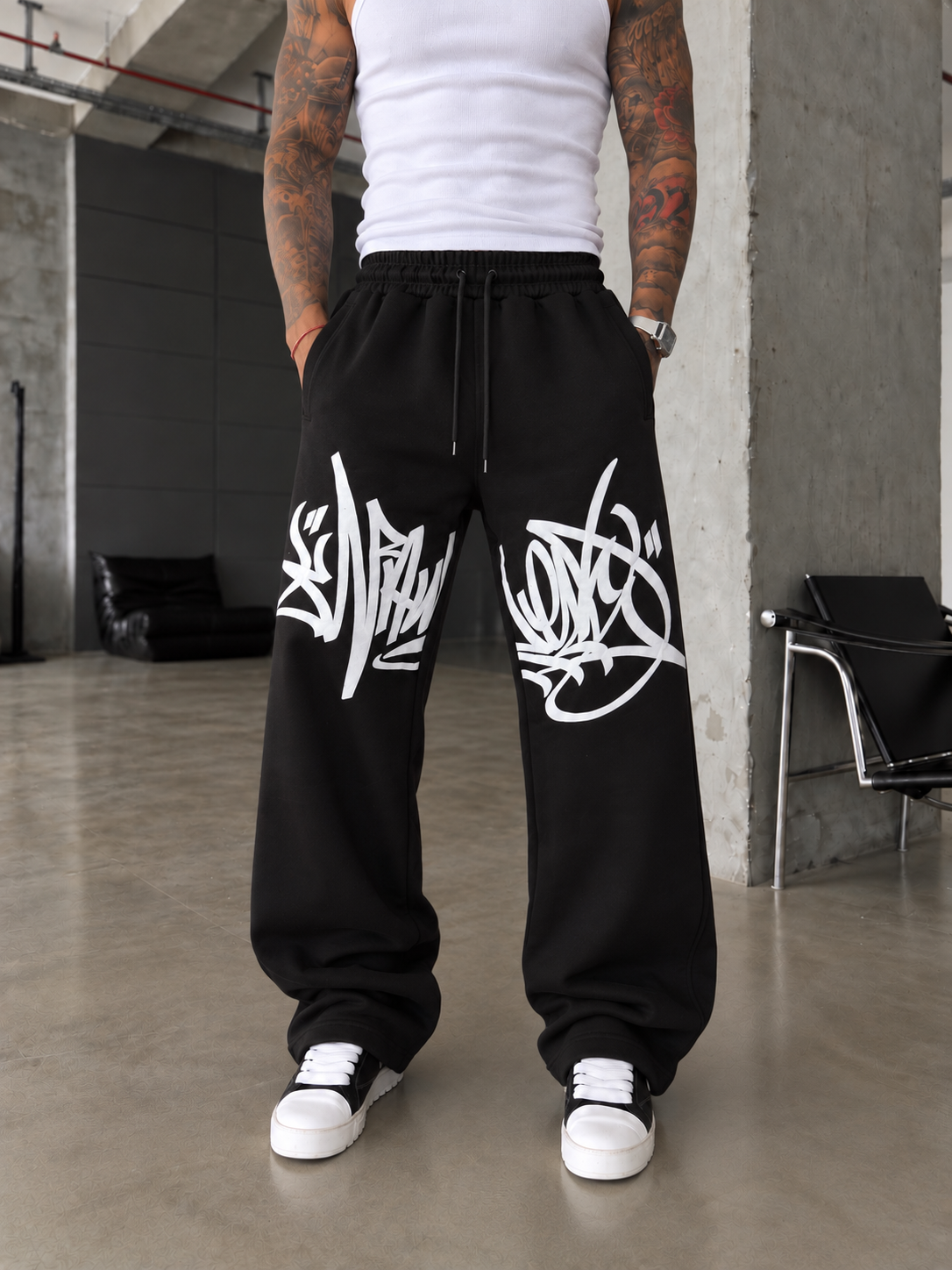 362 Graffiti Print Baggy Eşofman 