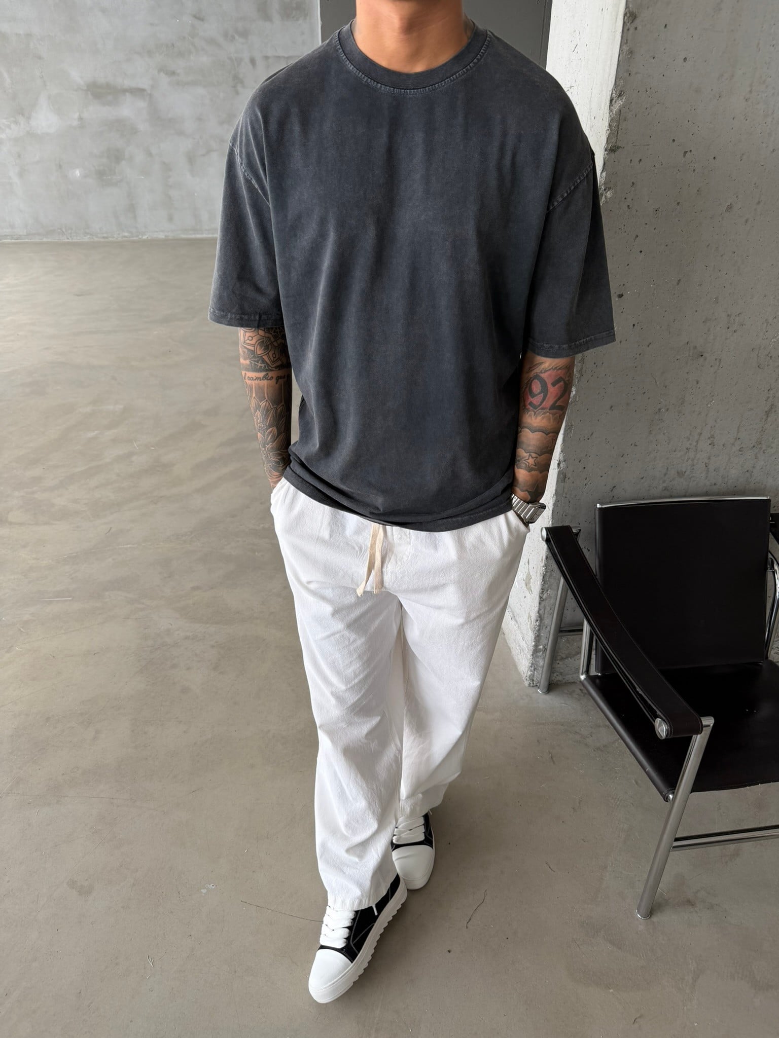 Acid Basic Yıkamalı T-Shirt - Siyah