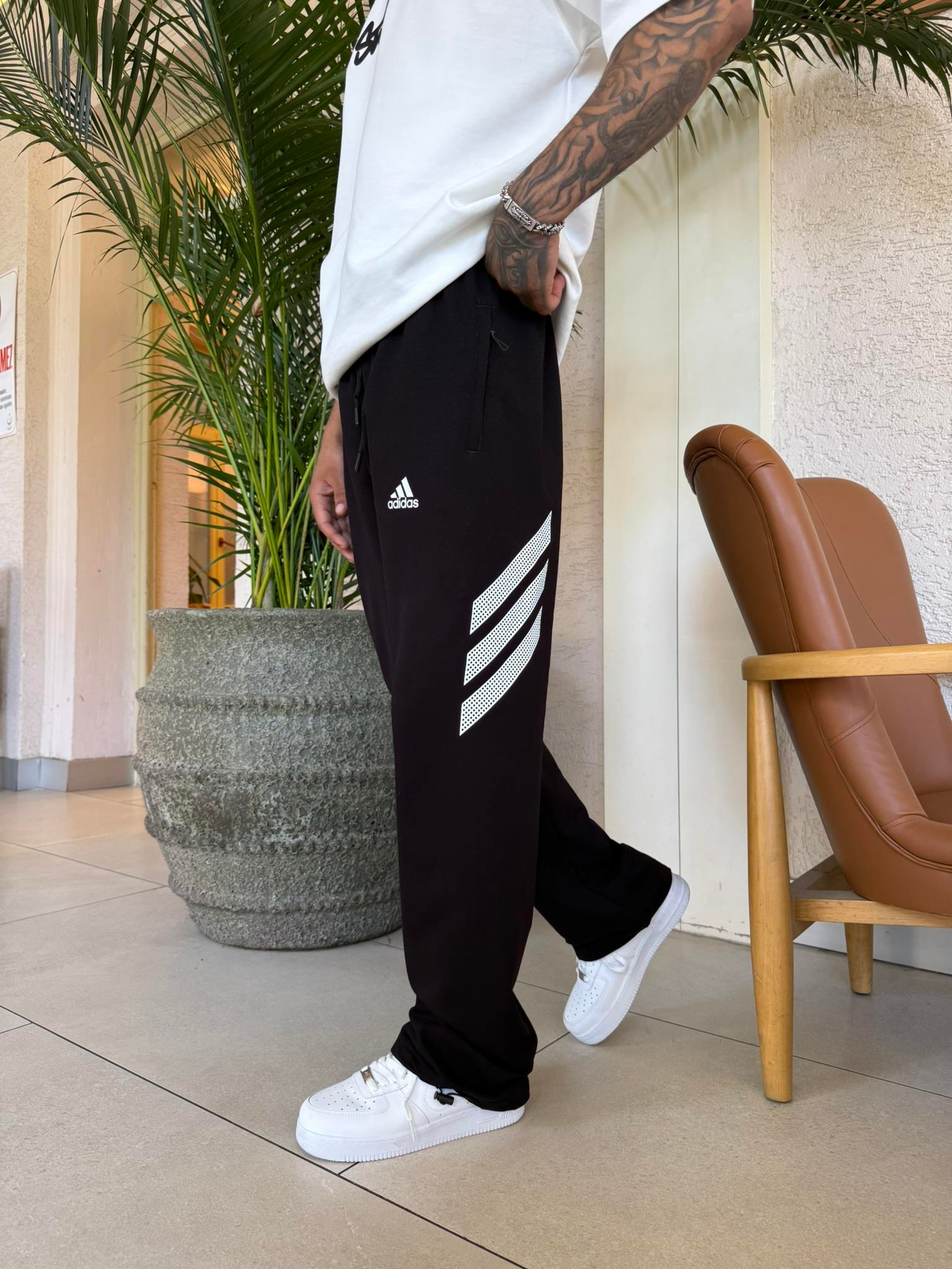 AD Büyük Yan Baskı Eşfoman - Siyah