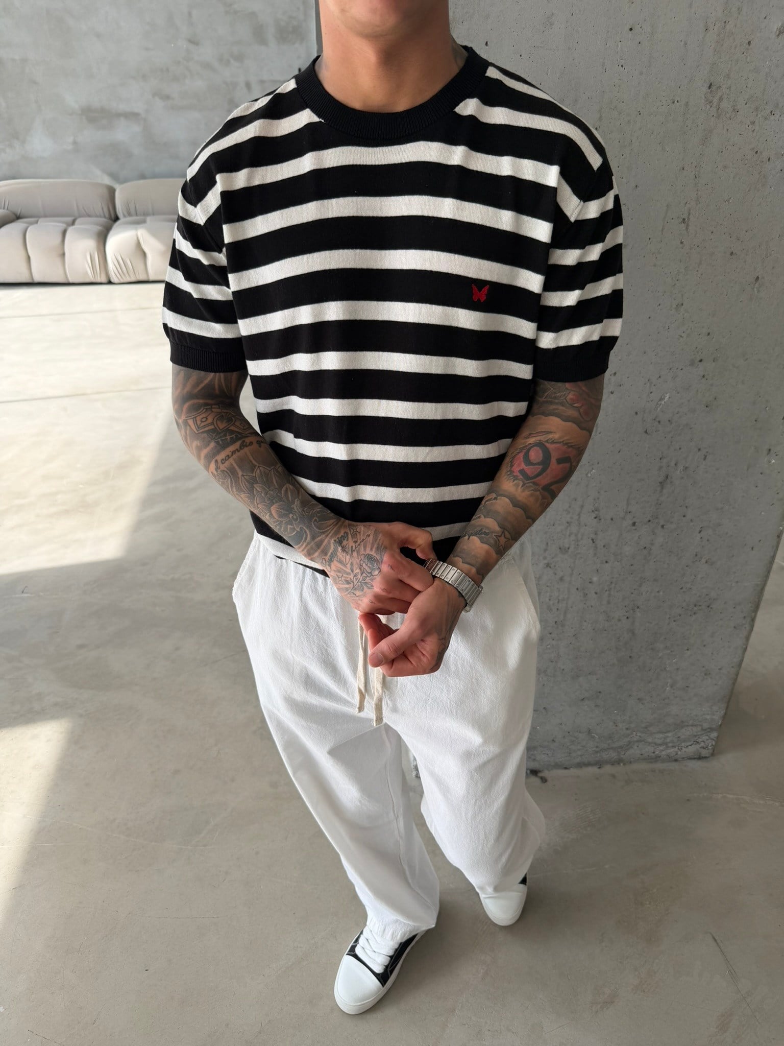 Basic Cizgili Nakışlı Regular T-Shirt - Siyah