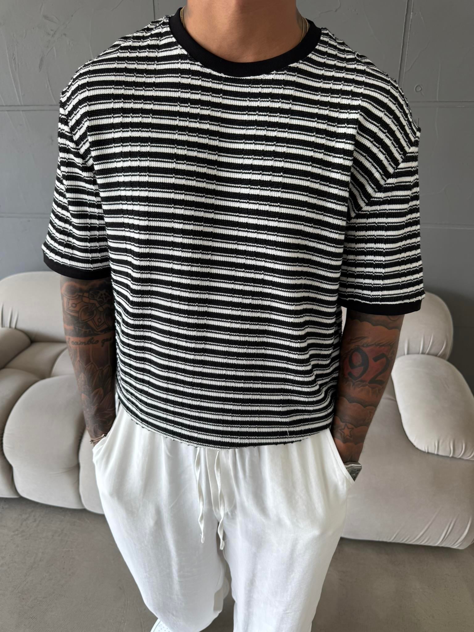 Basic Cizgili Old Monet T-Shirt - Siyah