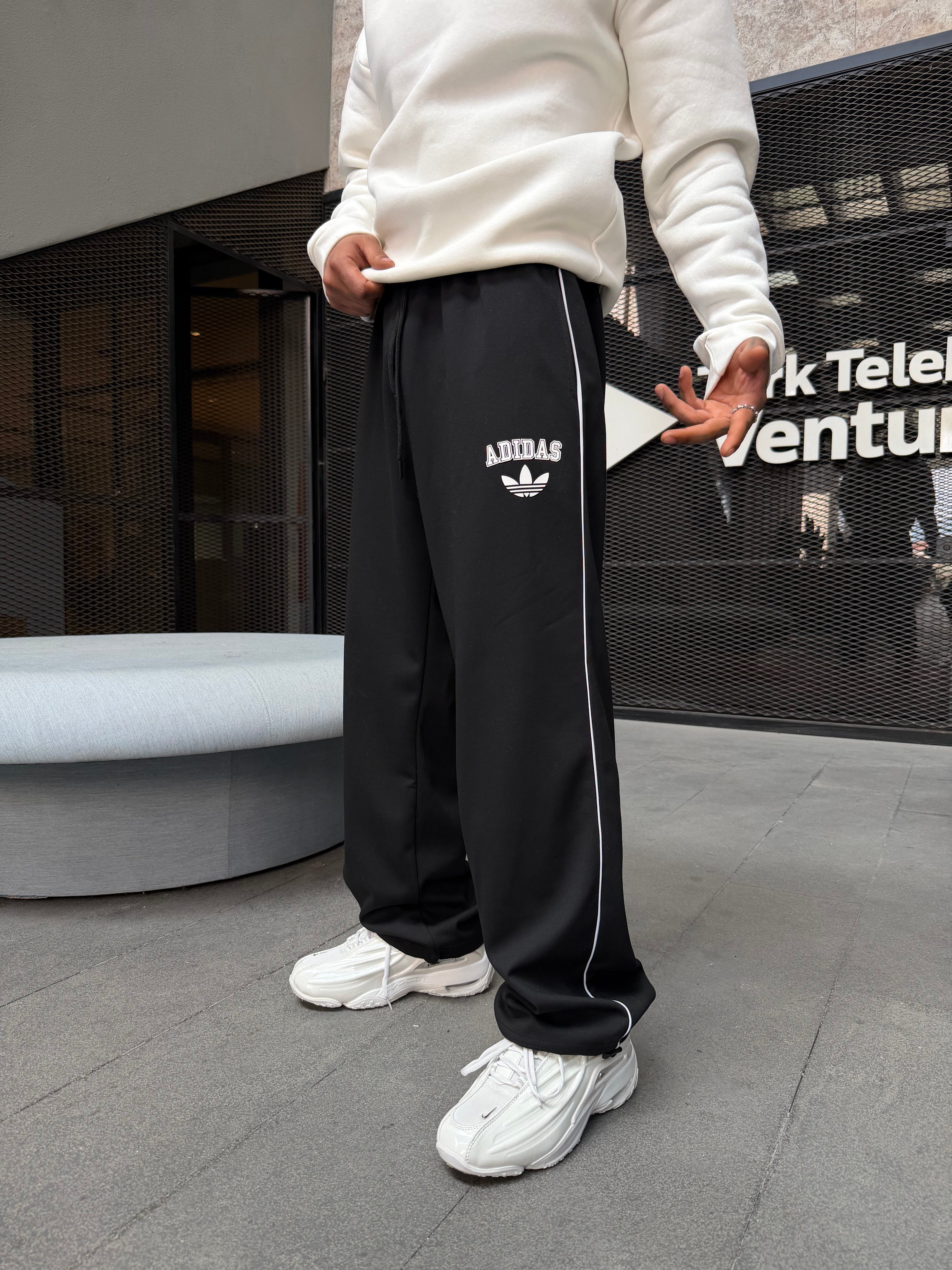 Basic Enjeksiyon Baskı AD Eşofman - Siyah