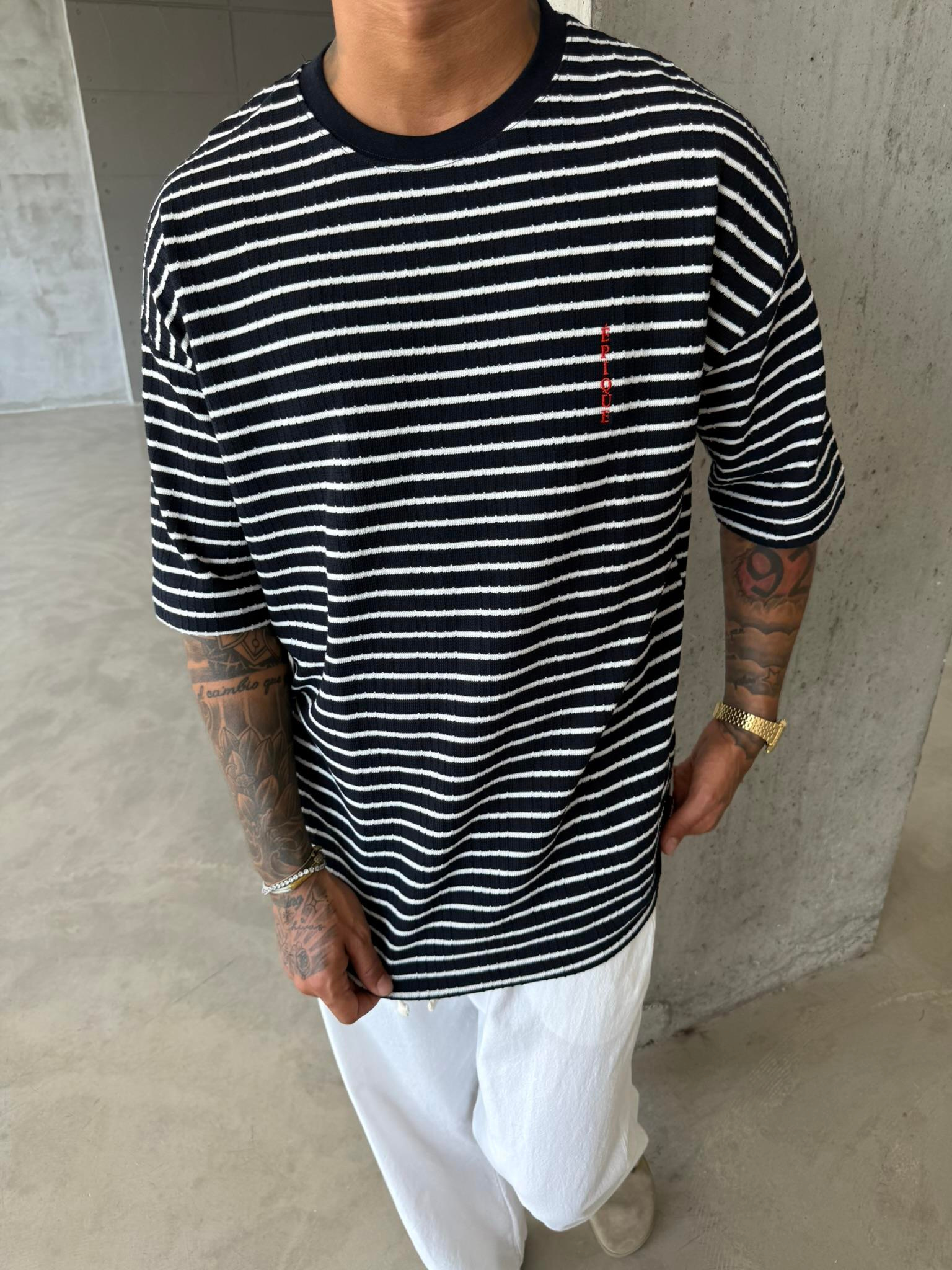 Basic Epıoue Nakışlı T-Shirt - Siyah