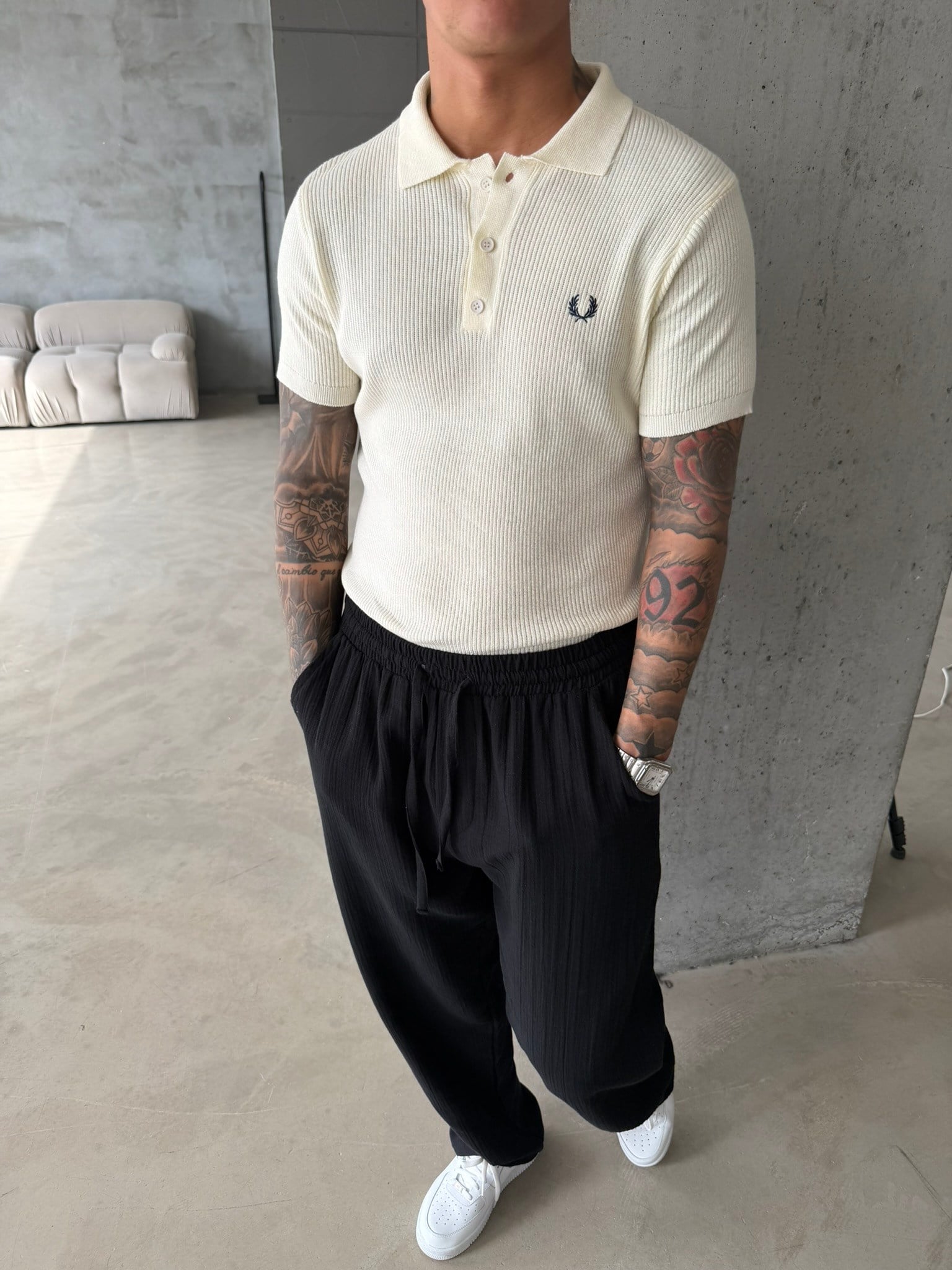 Basic Regular Nakışlı Düğmeli Yaka T-Shirt - Ekru