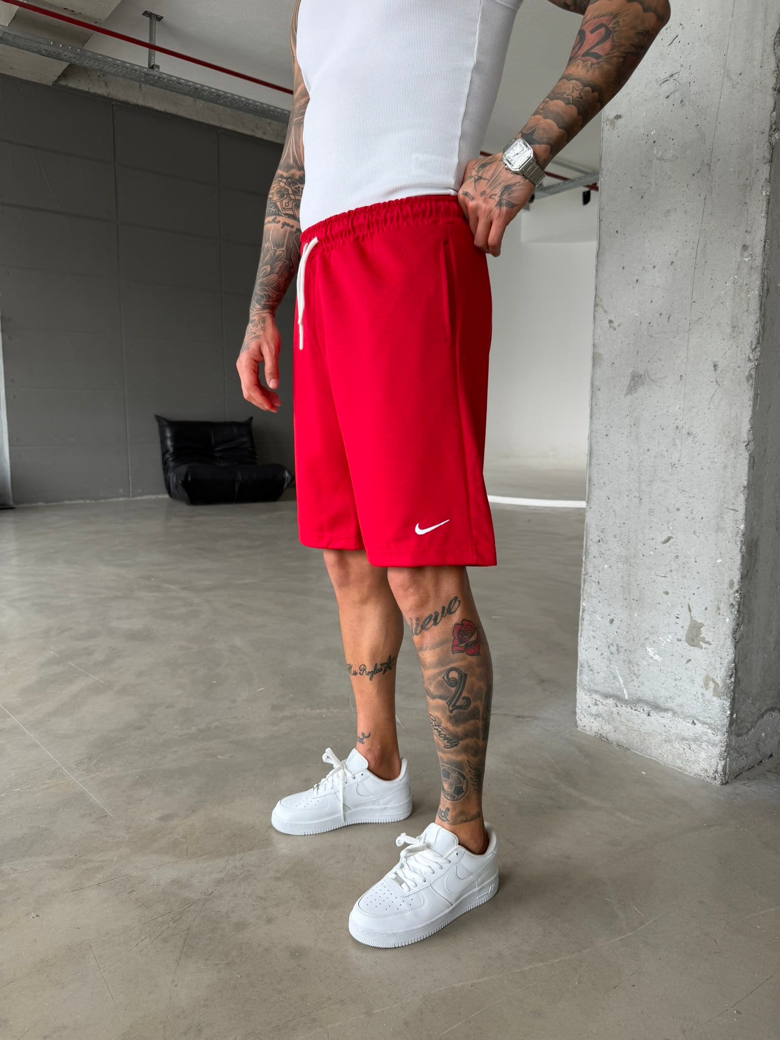 Basic Tek Nakışlı Şort - Kırmızı