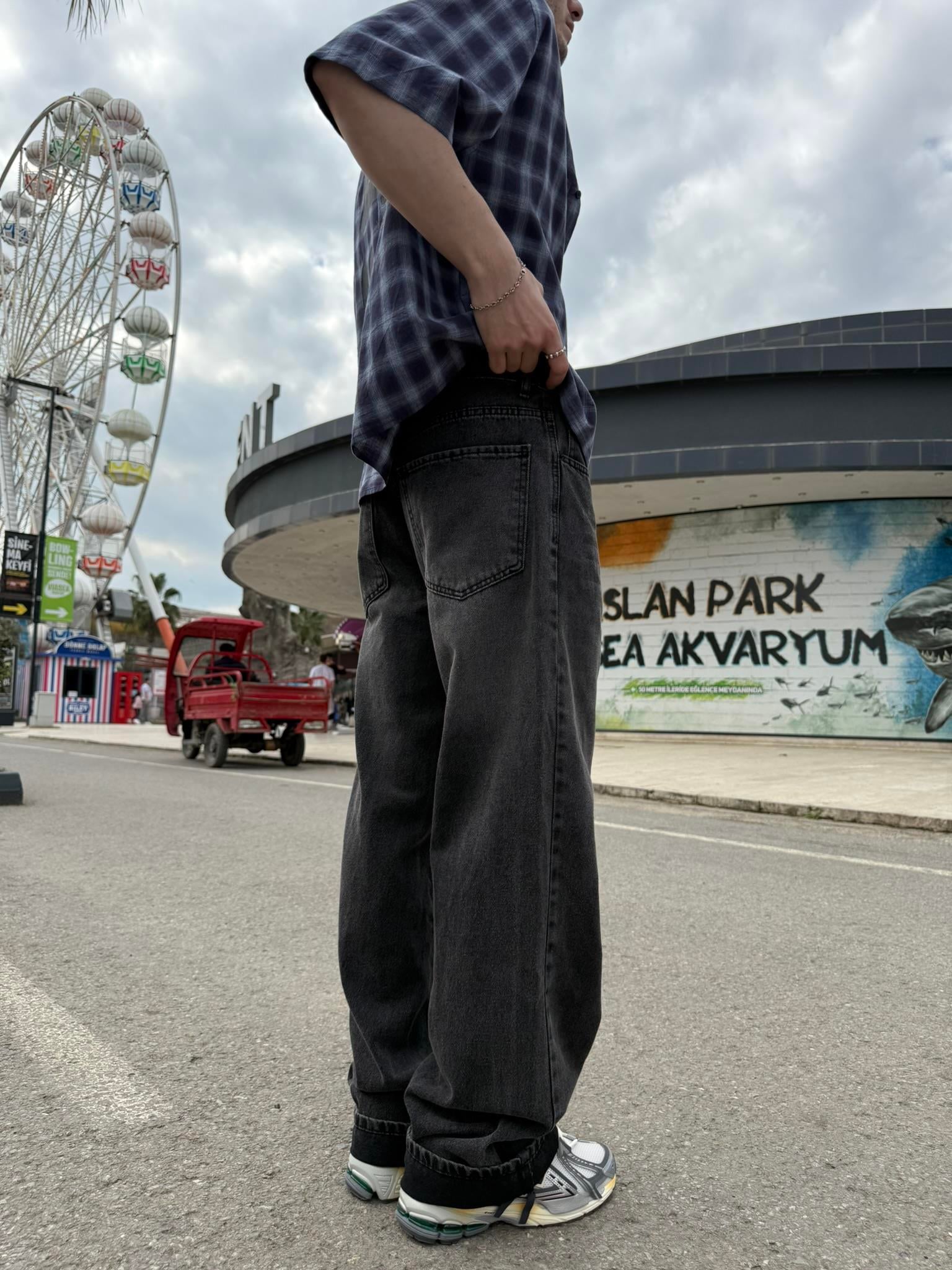 Basic Yıkamalı Regular Jean - Siyah