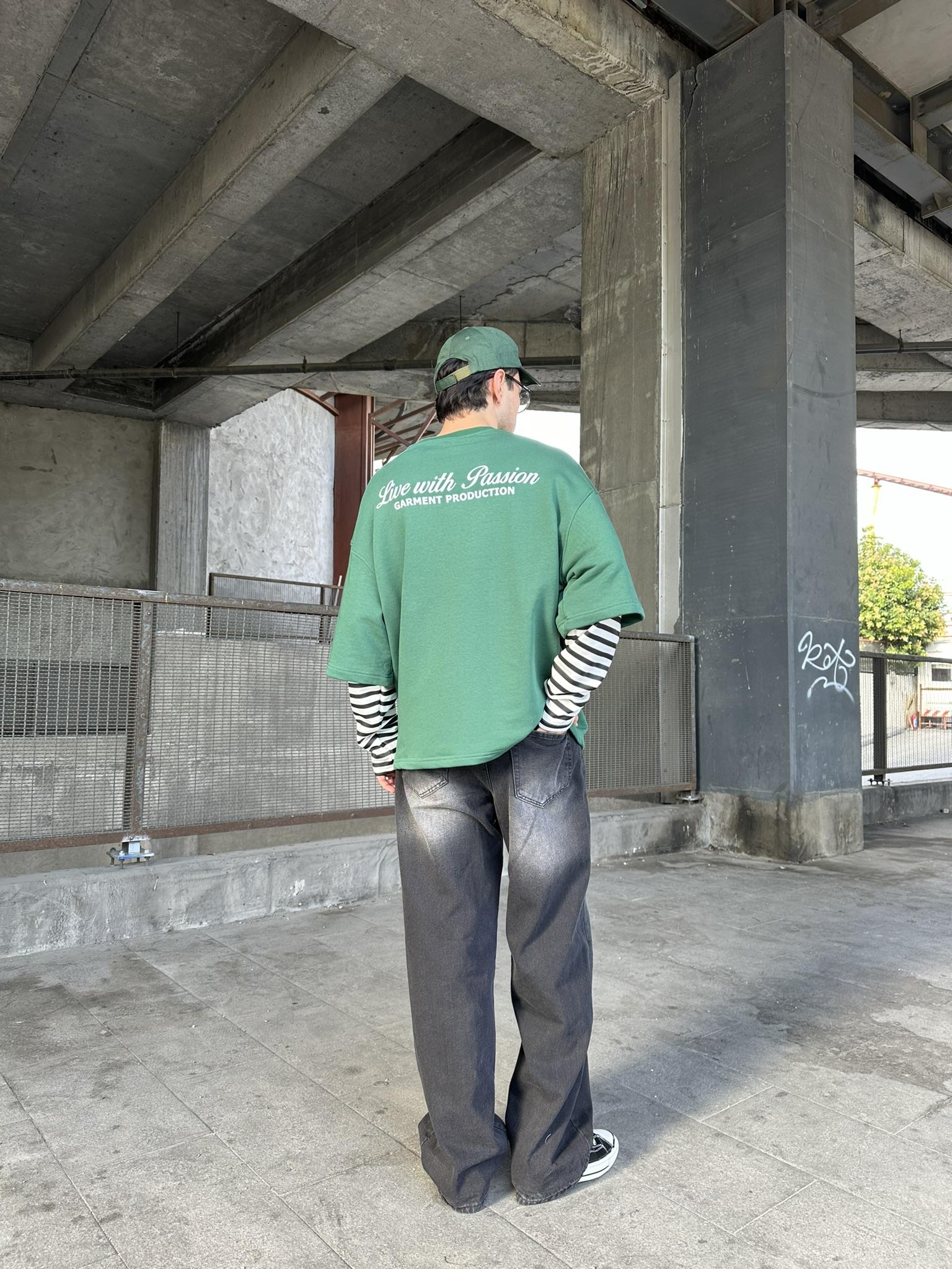 Bisiklet Yaka 'Live With Passion' Baskılı Sweatshirt Yeşil
