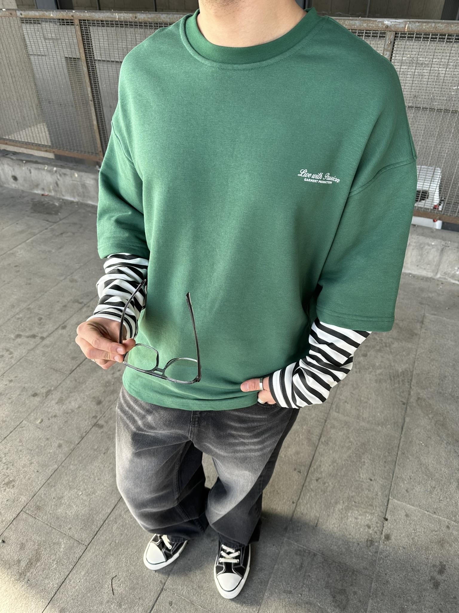 Bisiklet Yaka 'Live With Passion' Baskılı Sweatshirt Yeşil