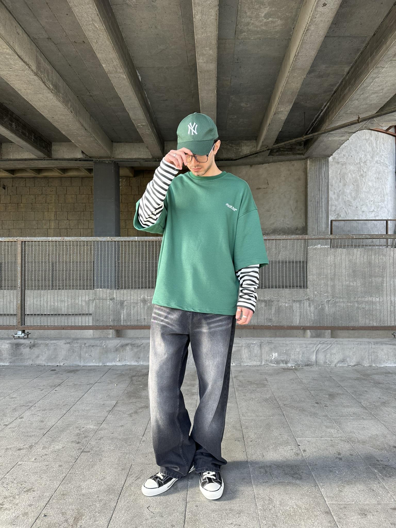 Bisiklet Yaka 'Live With Passion' Baskılı Sweatshirt Yeşil