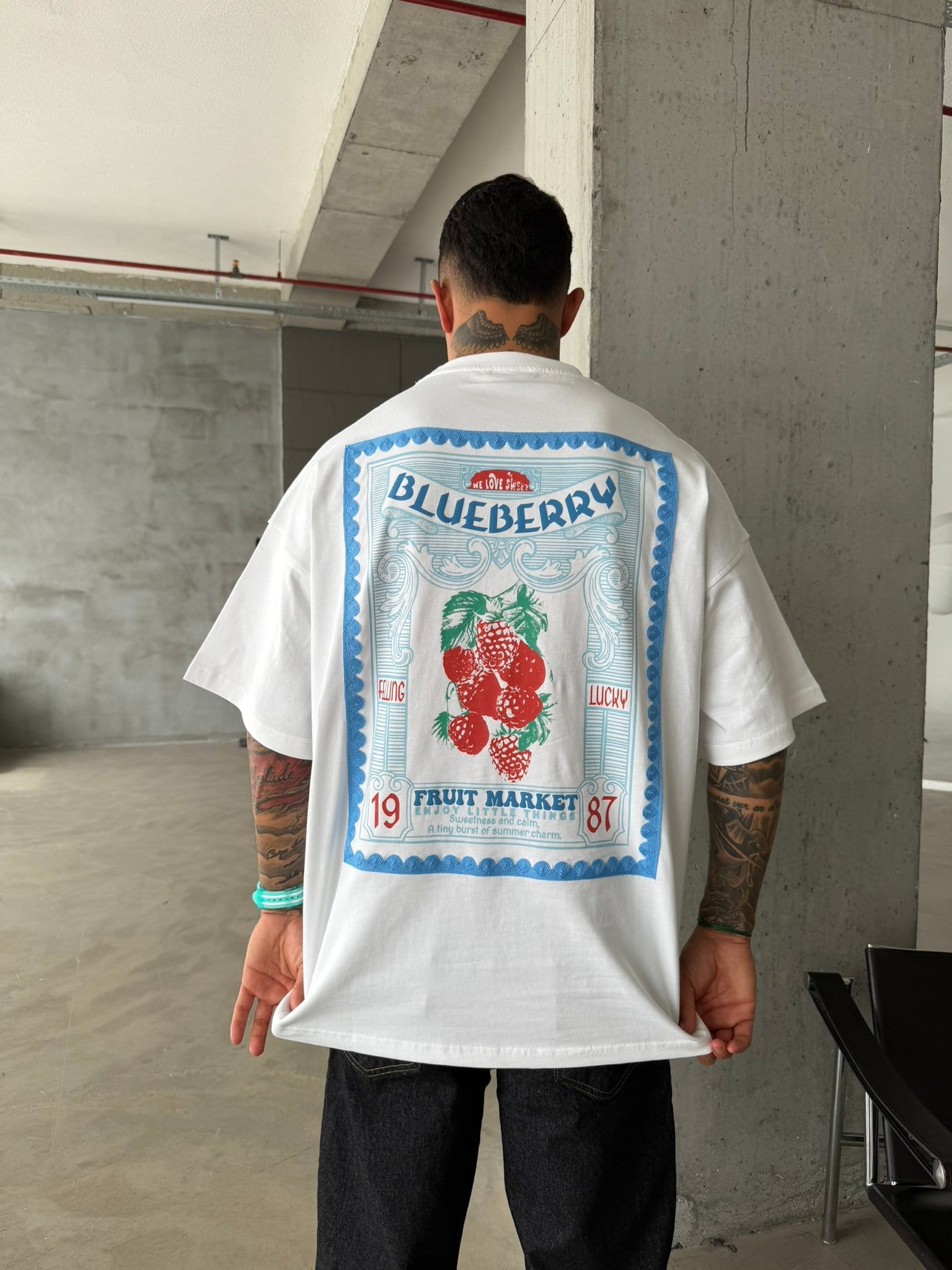 BlueBerry Nakışlı Premium T-Shirt - Beyaz