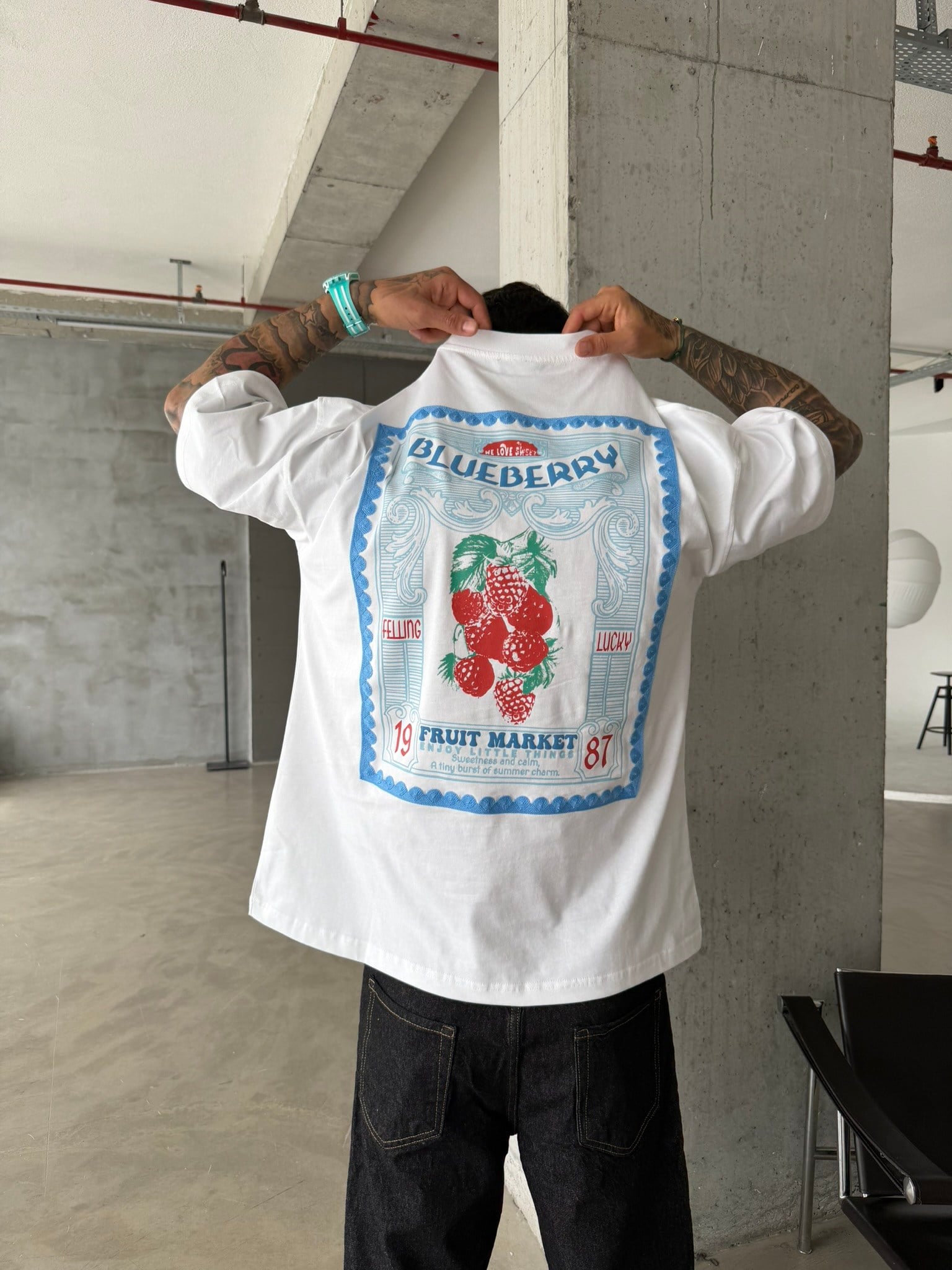 BlueBerry Nakışlı Premium T-Shirt - Beyaz