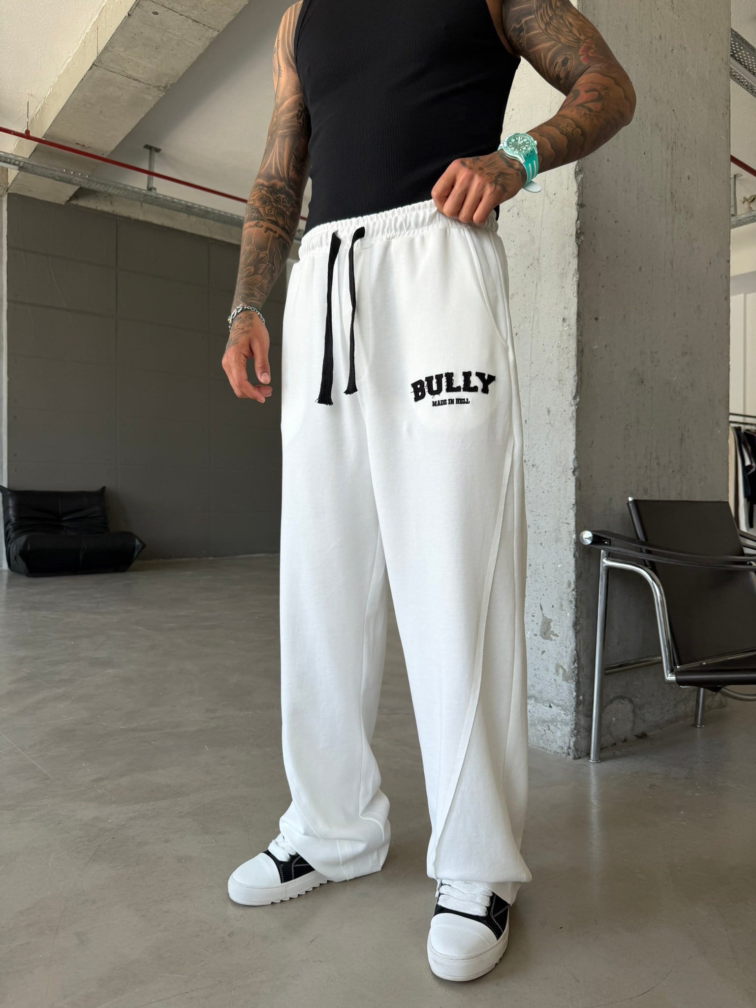 BULLY  Nakışlı Premium Eşofman - Beyaz