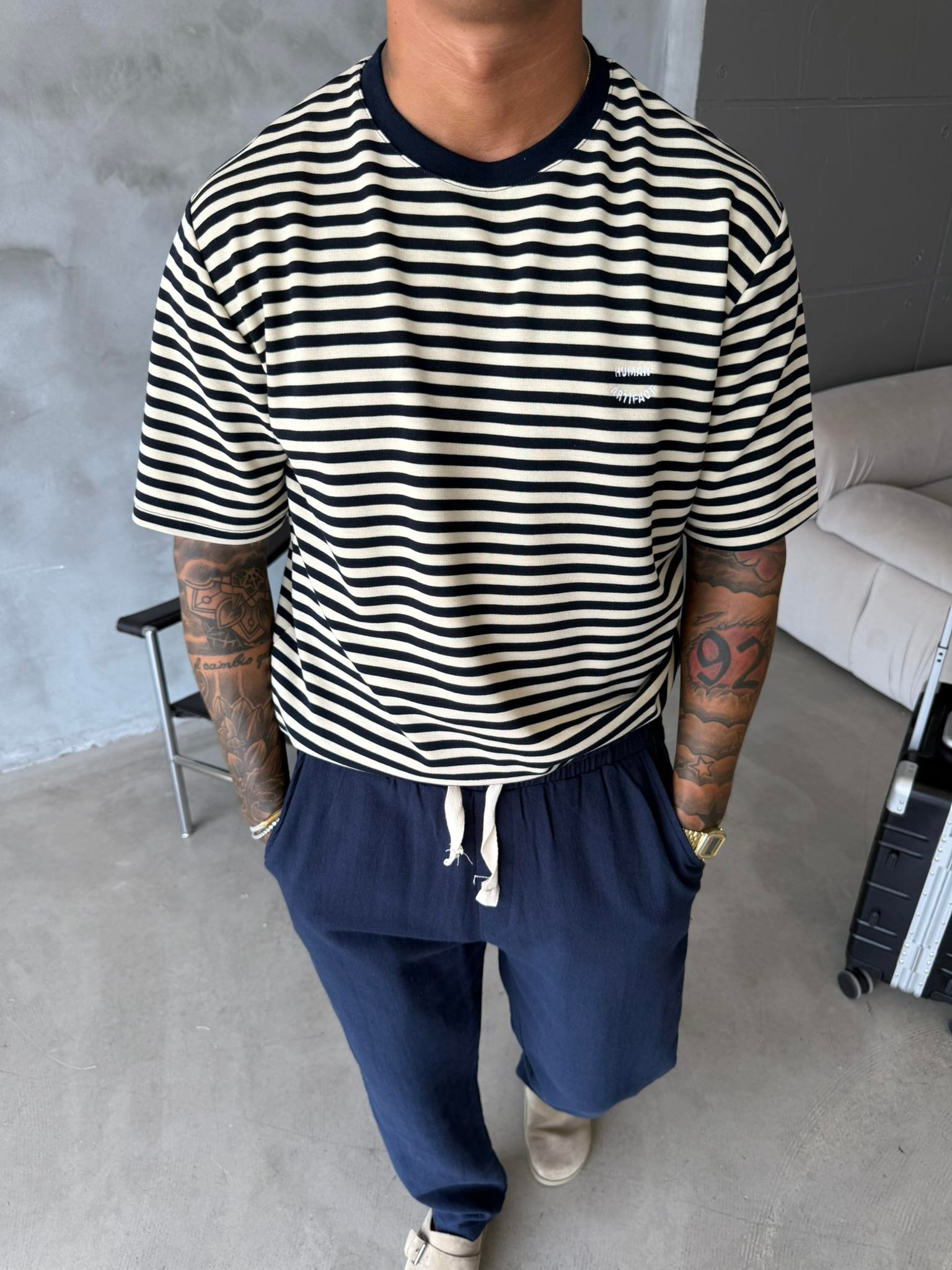 Cizgili Human Nakışlı T-Shirt - Lacivert