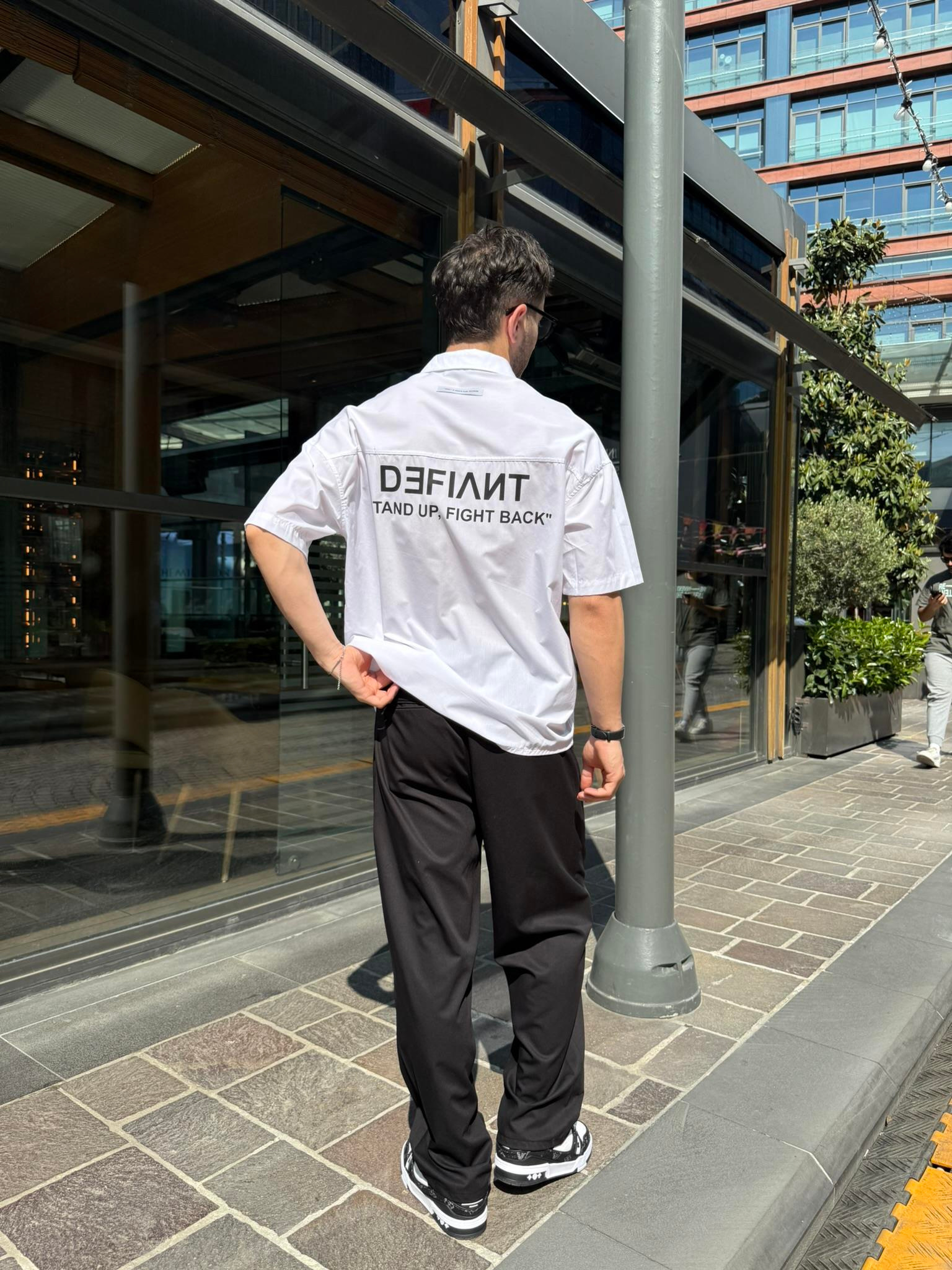 Defiant Baskılı Basic Gömlek - Beyaz