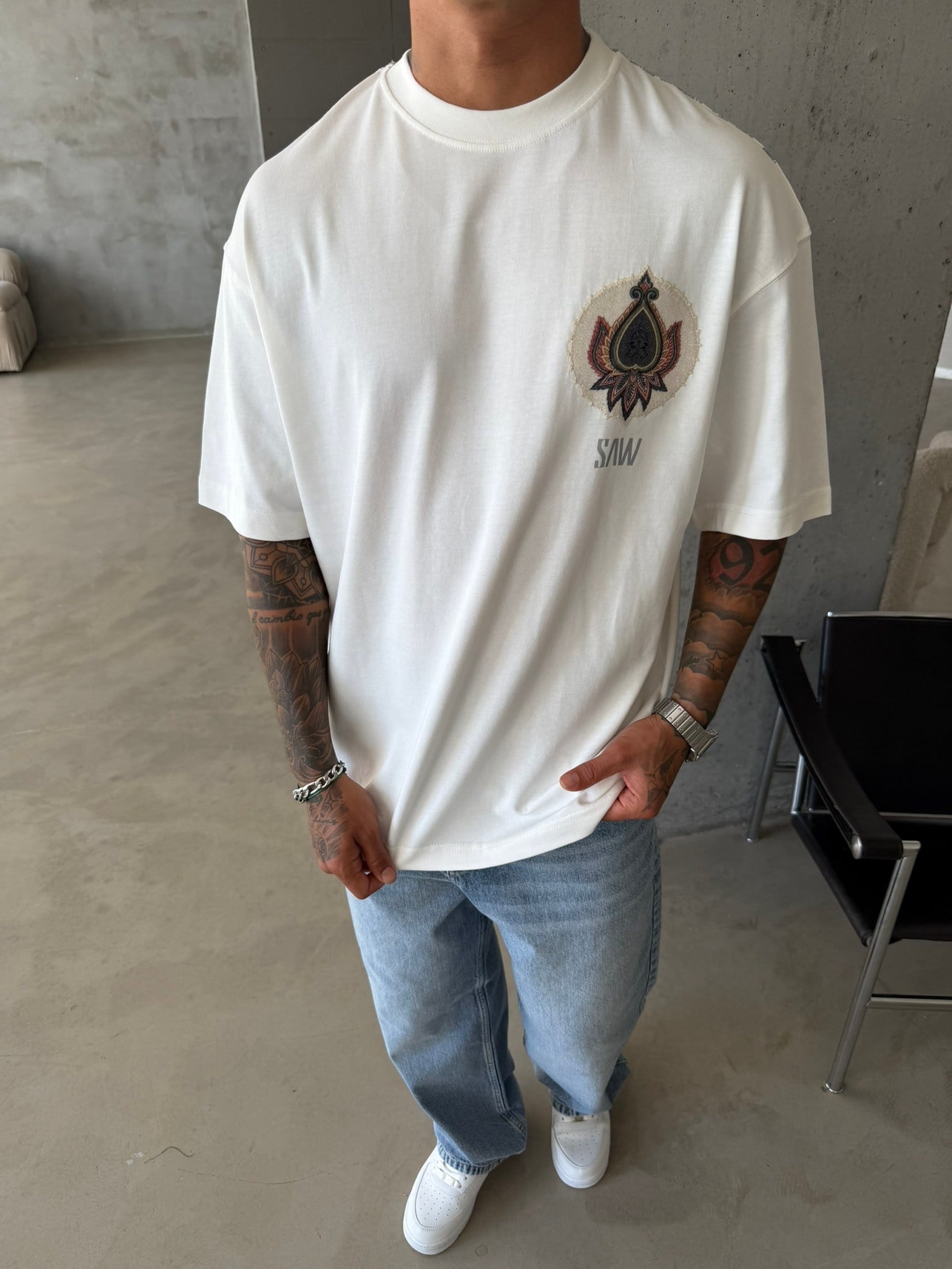 Desenli Premium Barok T-Shirt - Beyaz