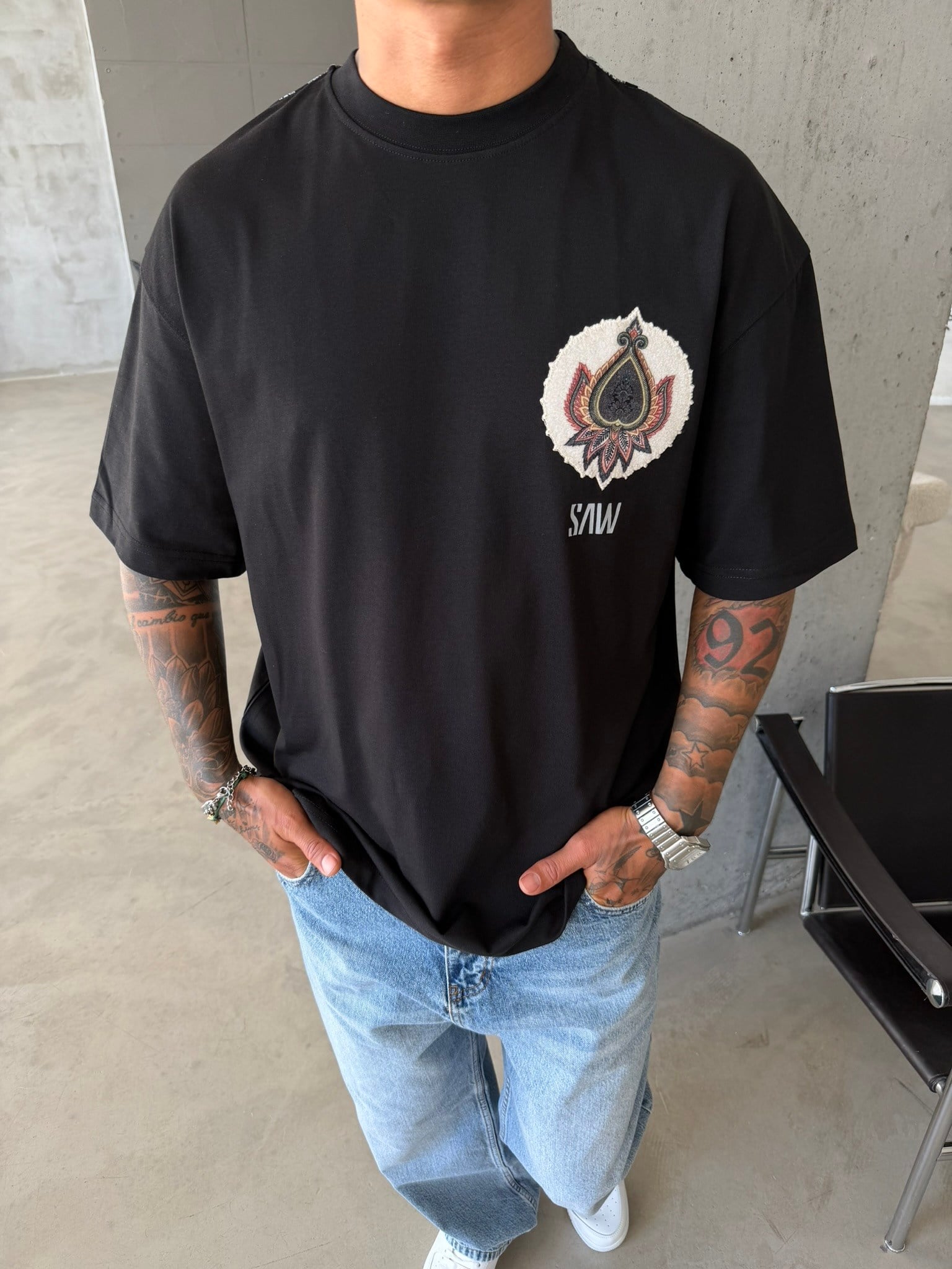 Desenli Premium Barok T-Shirt - Siyah